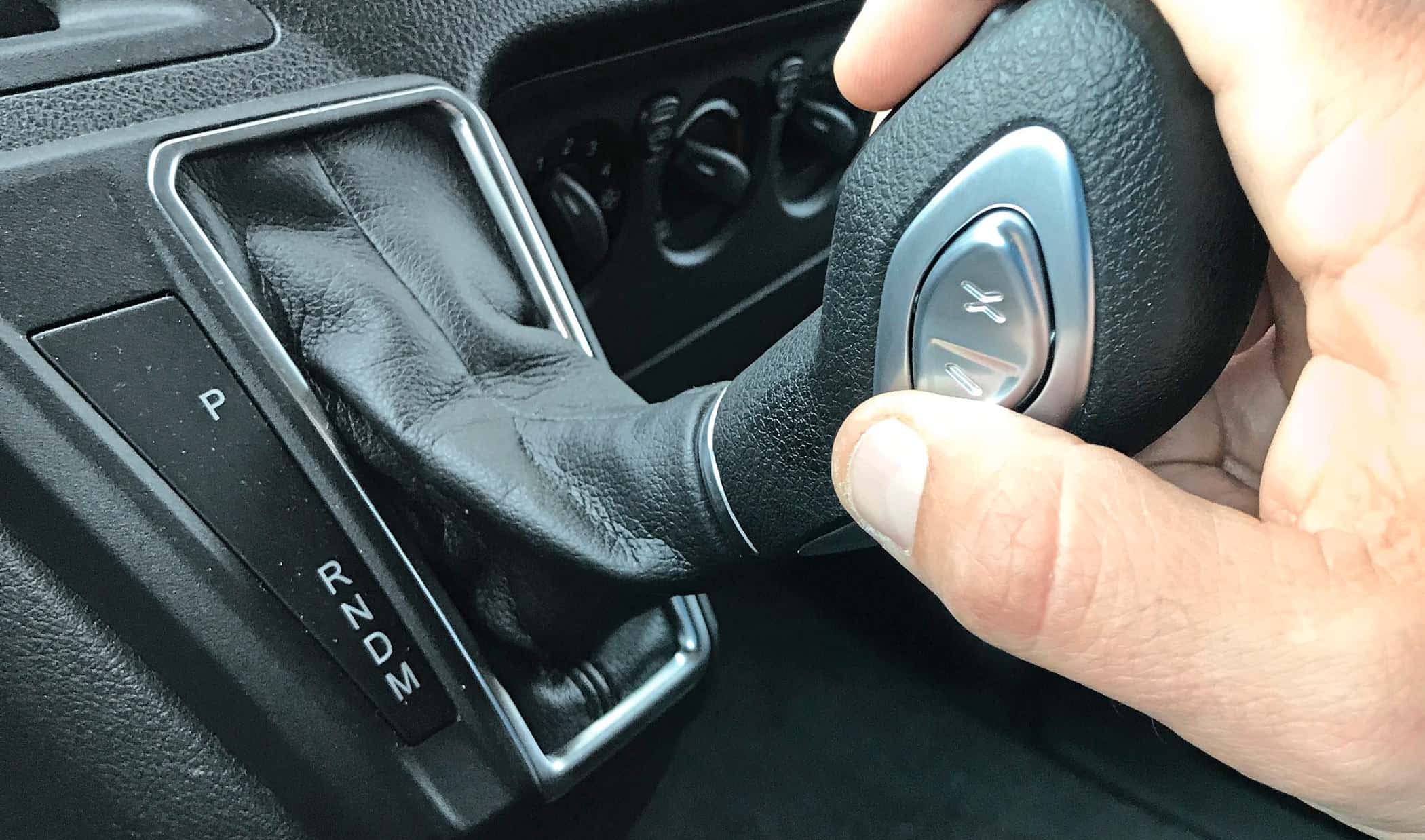 Mit Automatik Führerschein Schaltgetriebe Fahren Strafe Führerschein-Prüfung ab 1. April mit neuer Automatik-Regel