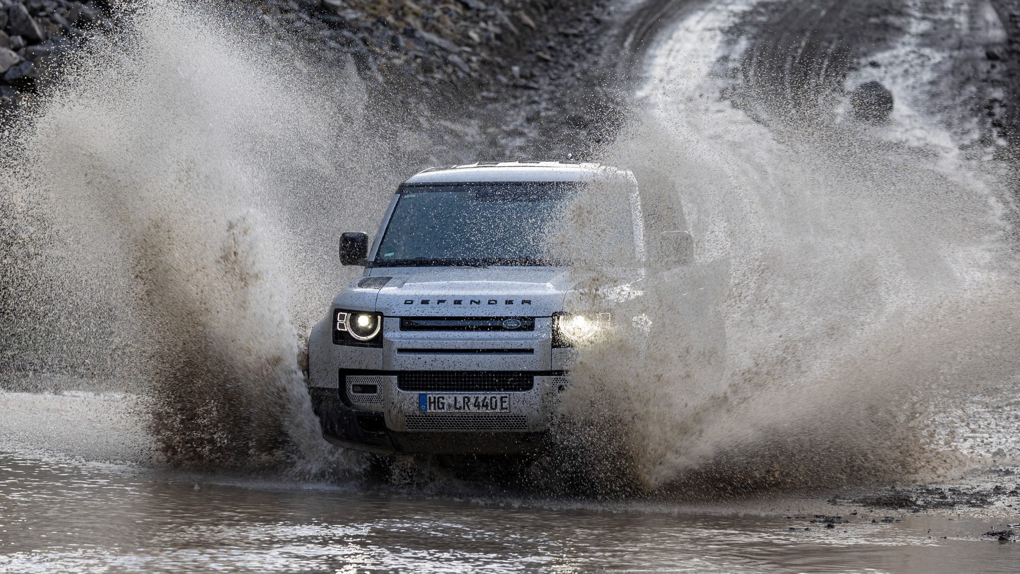 Verbrauch-und-Kosten-im-Test-Land-Rover-Defender-110-P400e-das-kostet-der-Hybrid-wirklich