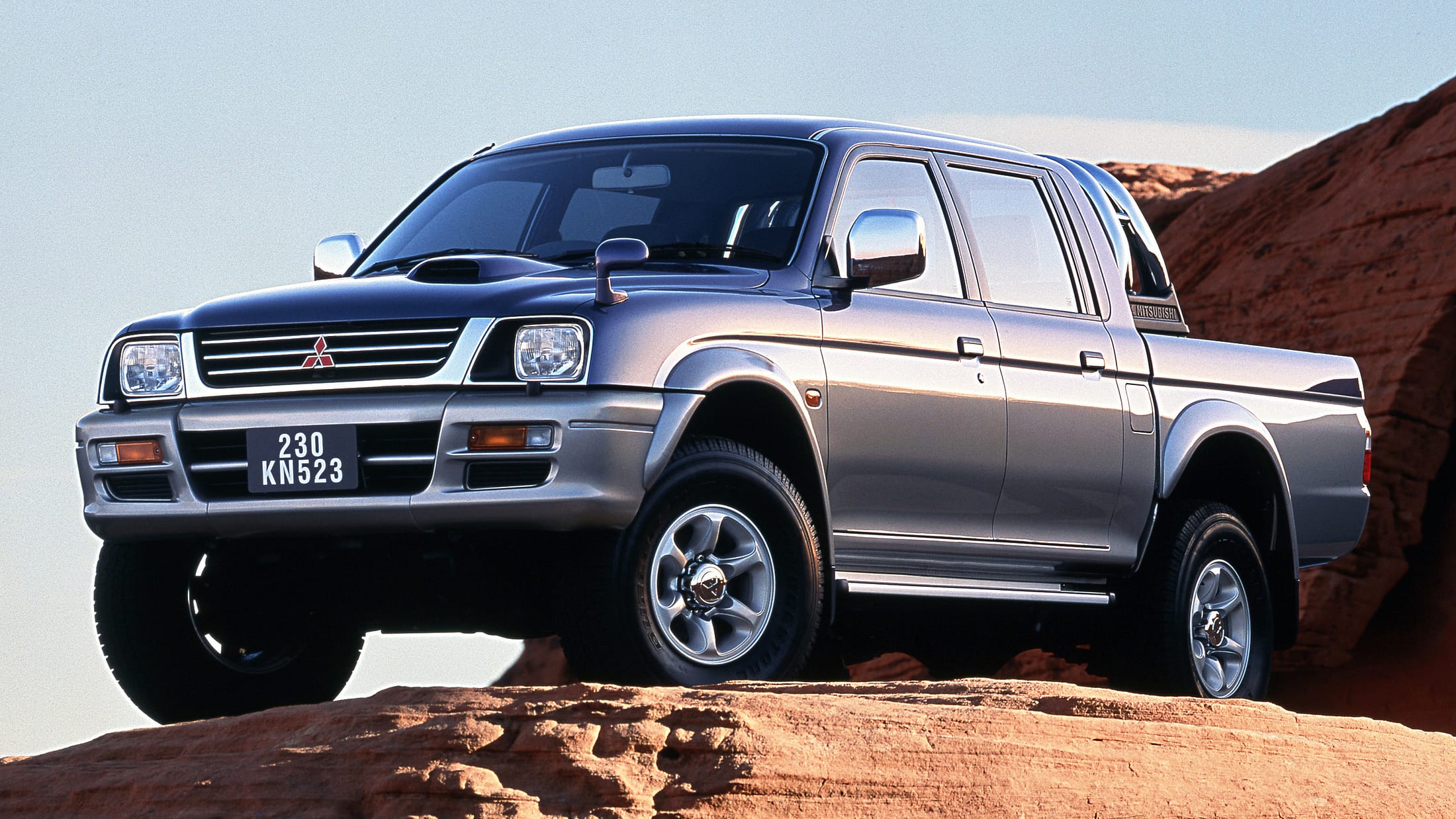 Mitsubishi L200 TD 4x4 Alle Modelle,