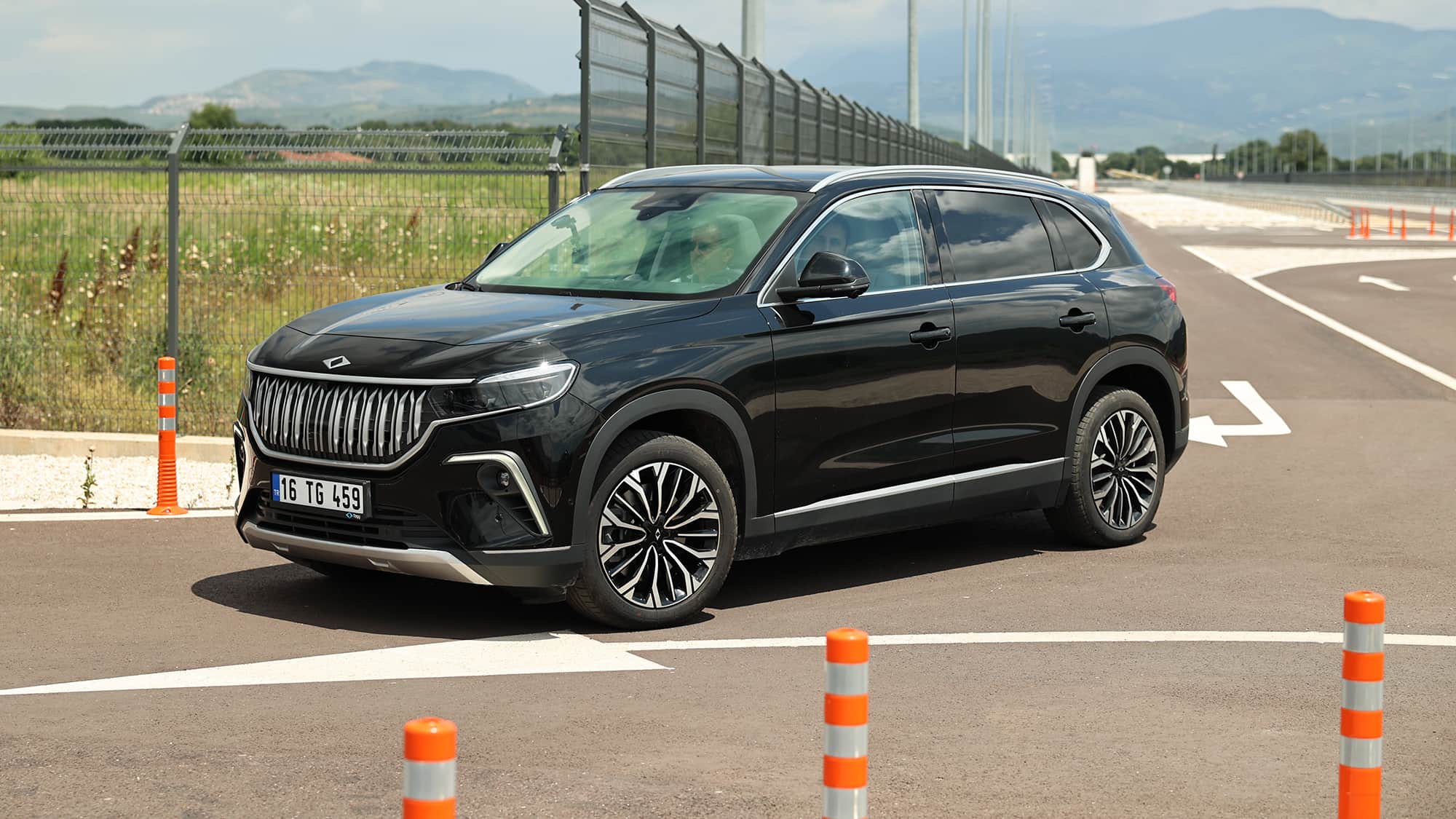 T-rkische-E-Auto-Marke-feiert-IAA-Premiere-Togg-Marktstart-in-Deutschland