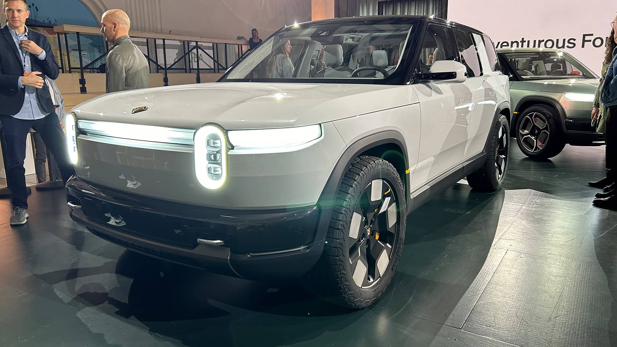 Rivian-R2-auch-f-r-Europa-Bezahlbarer-Kompakt-SUV-mit-bis-zu-drei-Motoren