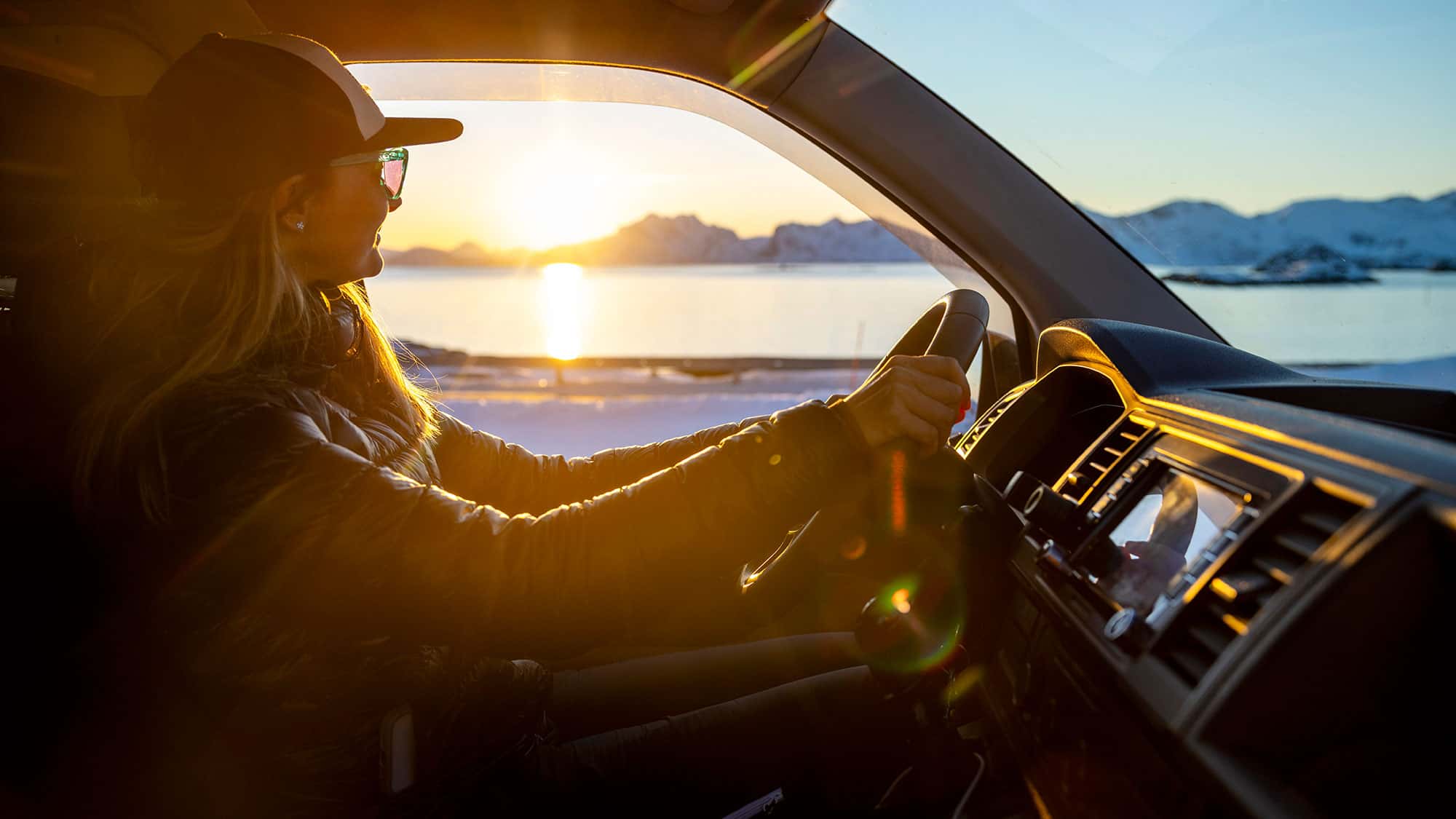 Unf-lle-durch-tiefstehende-Sonne-So-behalten-Sie-bei-Blendung-die-Kontrolle