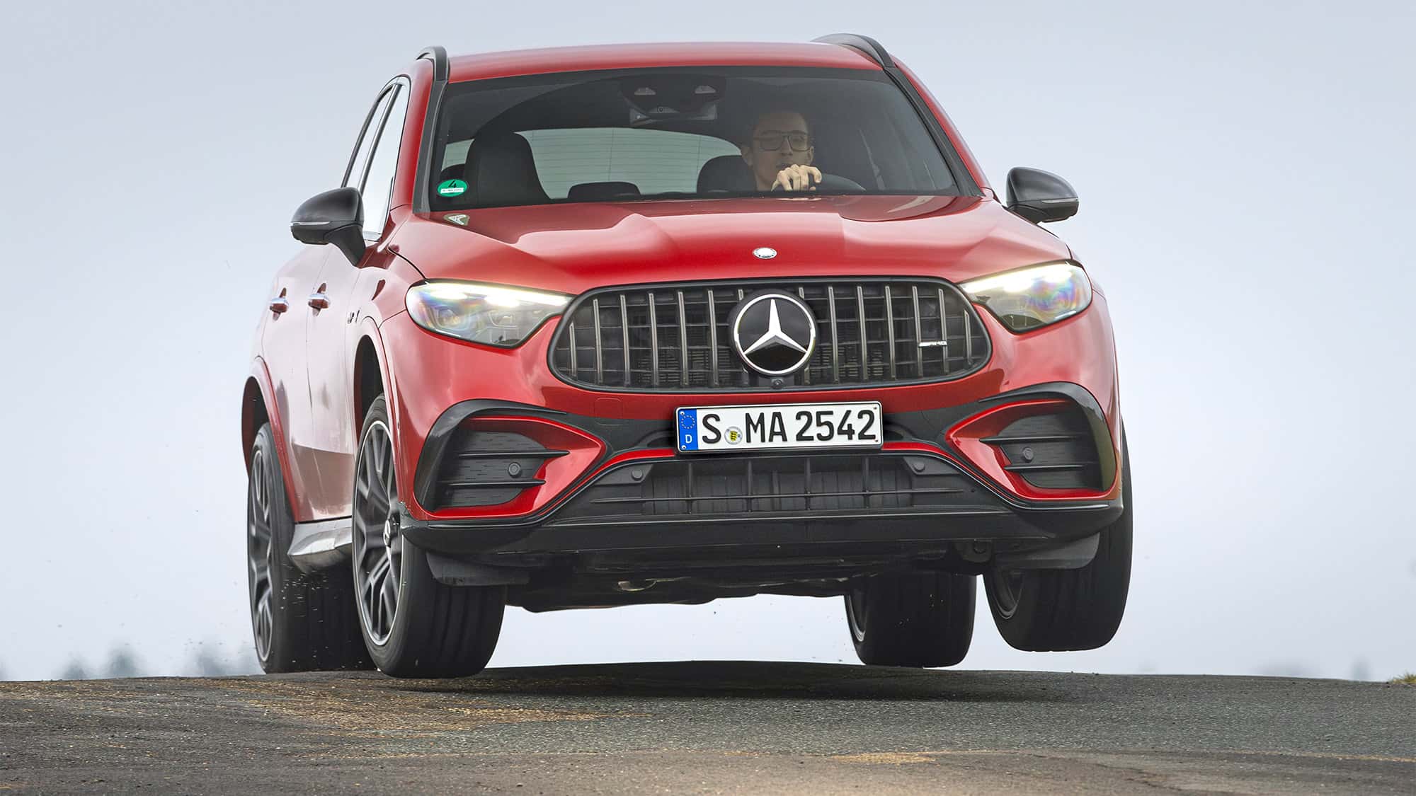 Mercedes-AMG-GLC-53-und-C53-angek-ndigt-Scharfe-Sechs-und-Achtzylinder-kommen