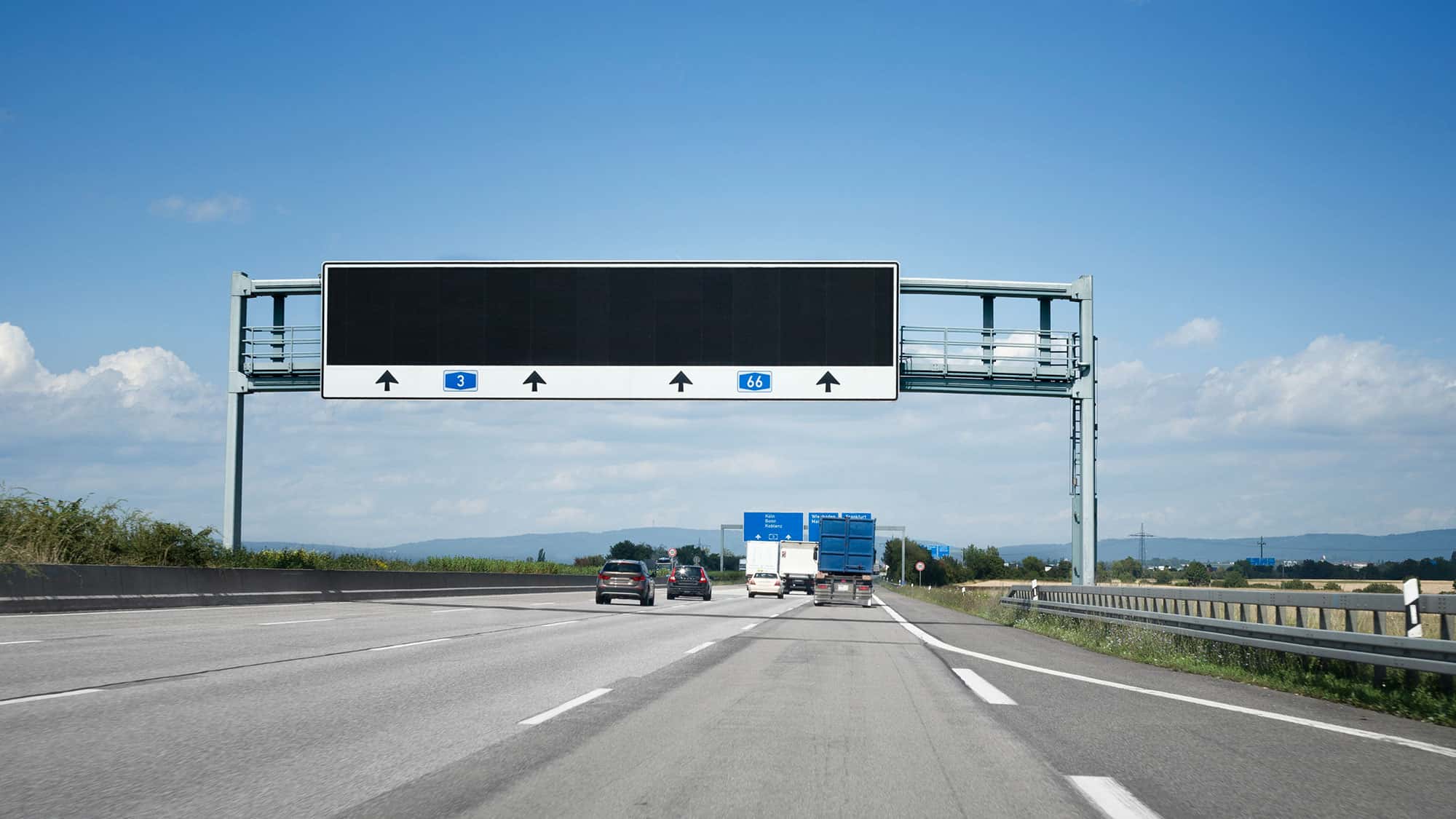 Elektronische-Verkehrsschilder-ausgeschaltet-Was-gilt-jetzt-Freie-Fahrt-