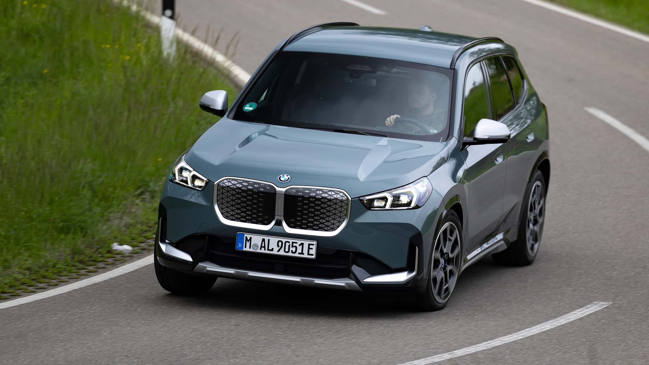 BMW-Modellpflege-Ma-nahmen-zum-Fr-hjahr-2026-Mehr-Reichweite-f-r-iX1-und-iX2