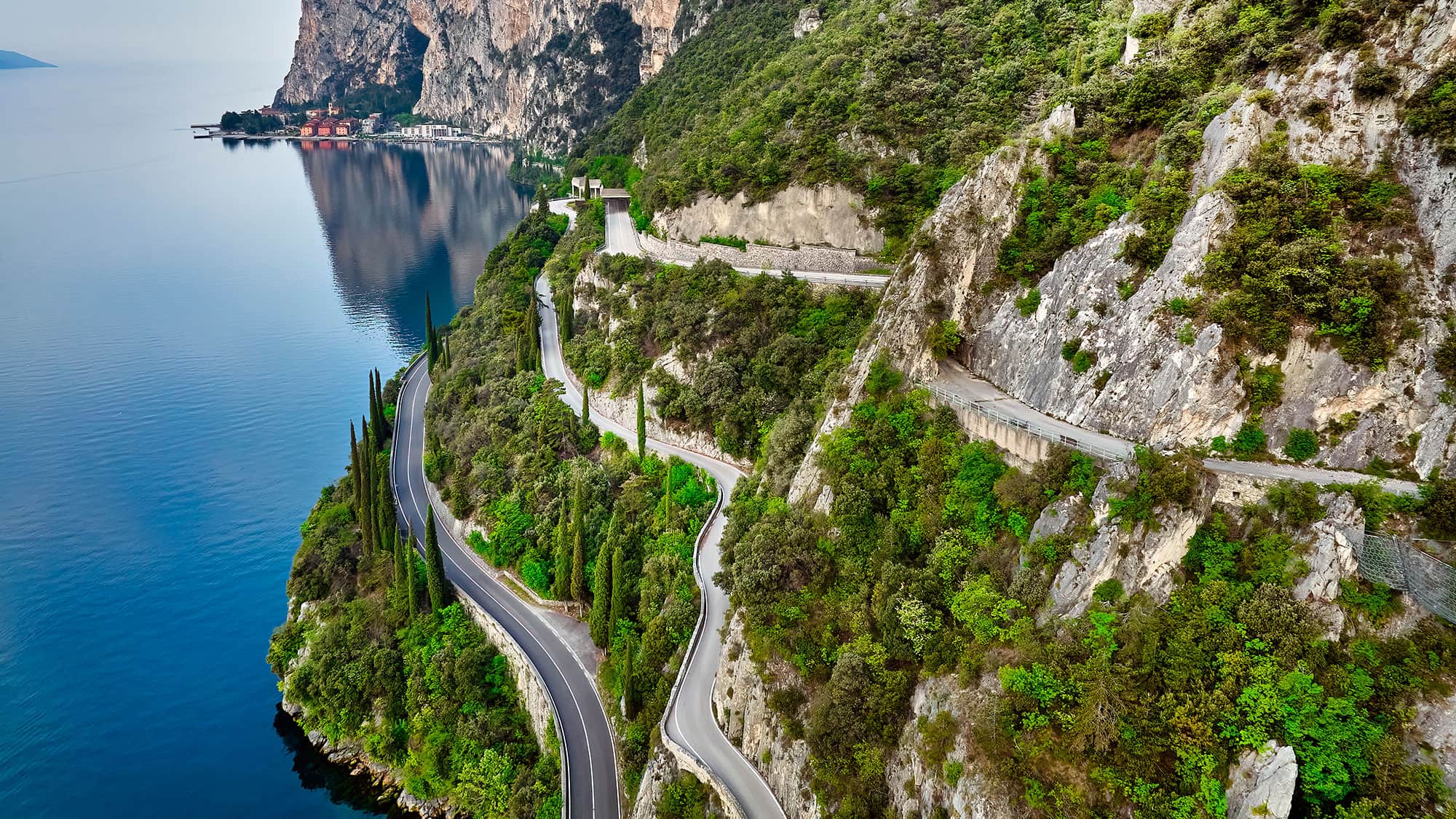 Strada-della-Forra-am-Gardasee-wieder-ge-ffnet-Wer-darf-die-ber-hmte-Panoramastra-e-befahren-