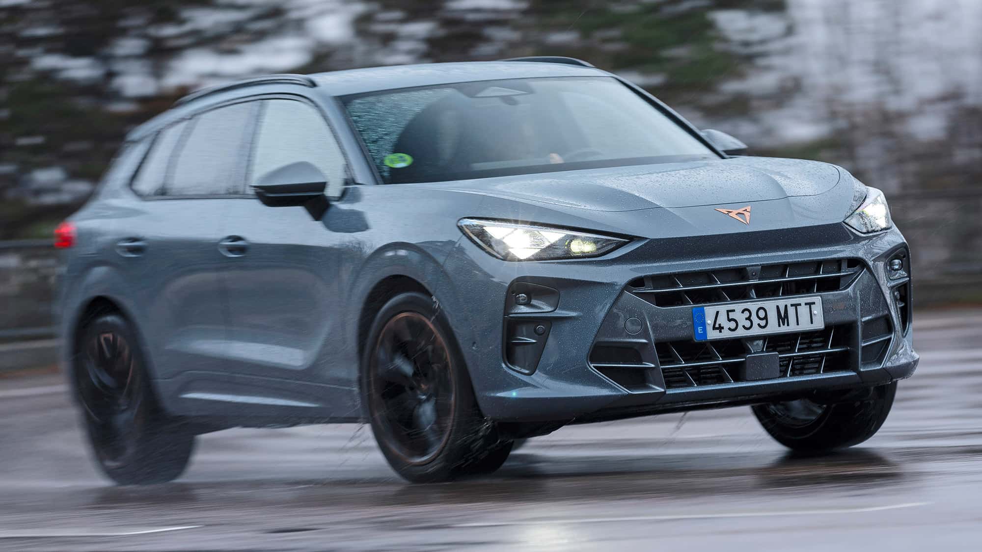 Cupra-Terrmar-1-5-eTSI-Tiguan-Bruder-mit-Einstiegs-Benziner-im-Test