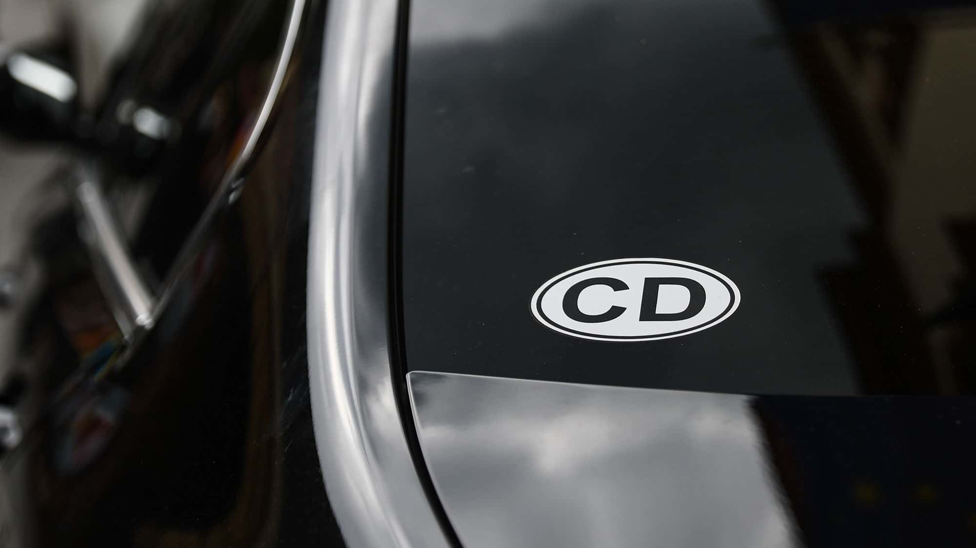 CC-und-CD-Aufkleber-am-Privat-Auto-Fake-Diplomaten-drohen-Strafe