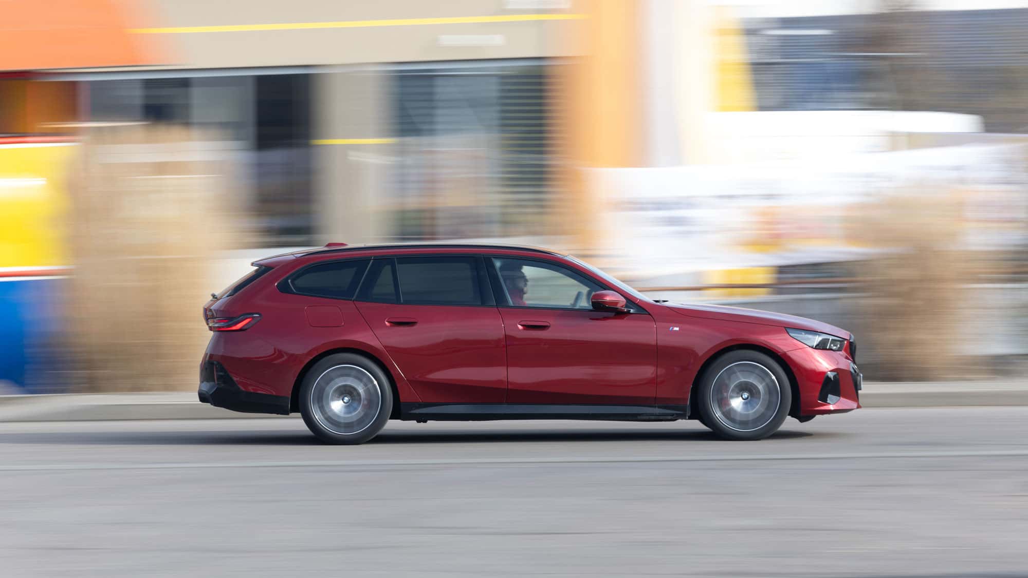 BMW-540d-Touring-auf-der-Langstrecke-Oberklasse-Komfort-auf-1-000-Kilometer-am-St-ck