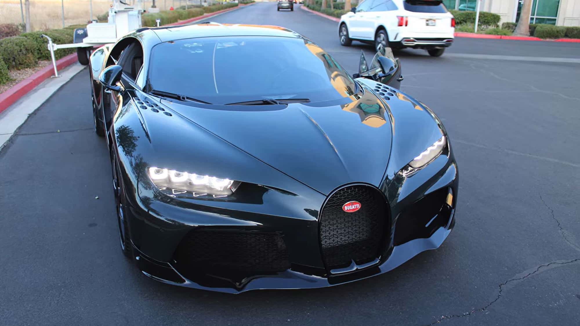 US-Paar-prellt-Anleger-mit-Supercar-Trick-Millionenbetrug-mit-Bugatti-Pagani-und-Co-
