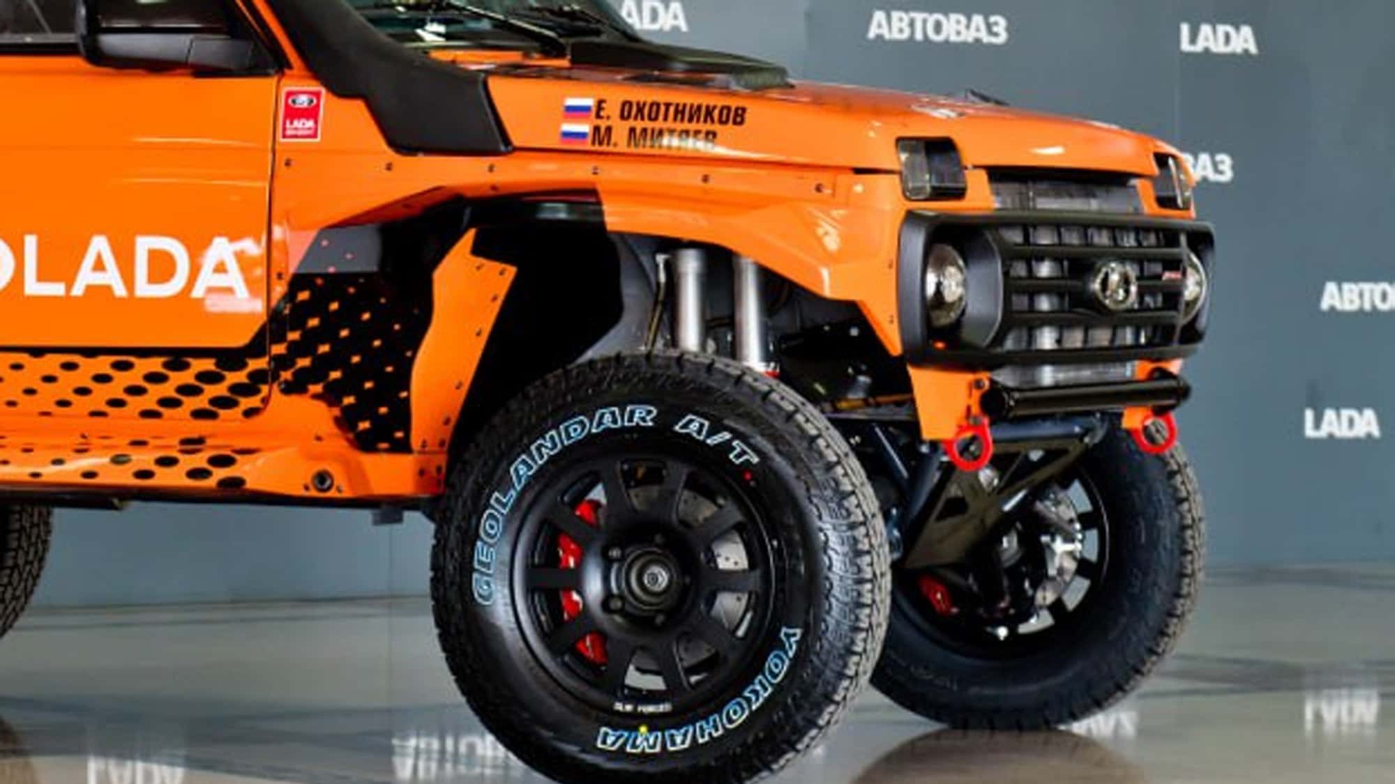 Lada-Niva-Sport-Turbo-Lada-baut-radikalen-Rallye-Niva-mit-280-PS