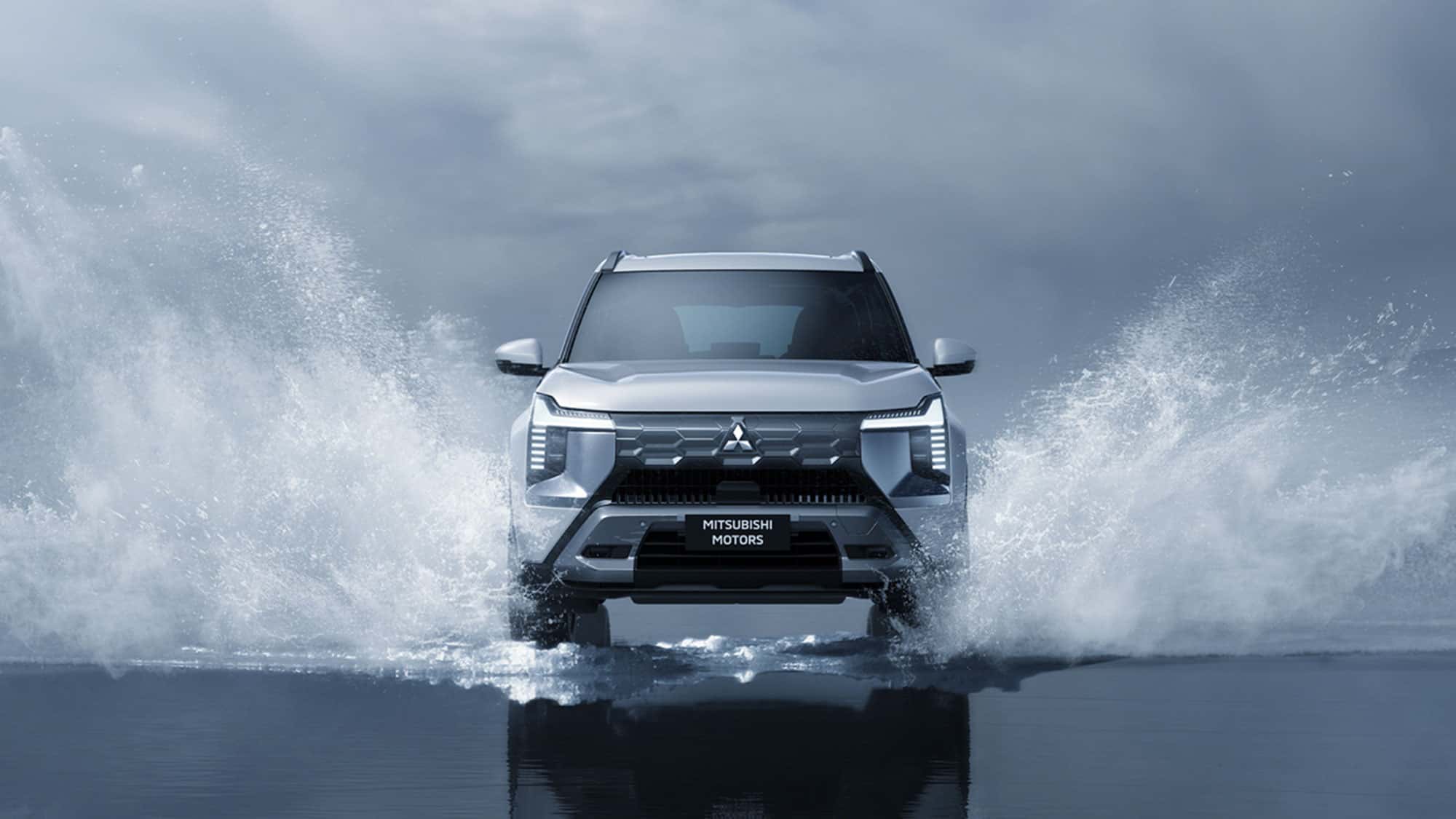 Mitsubishi-Destinator-Neuer-Riesen-Offroader-mit-Frontantrieb