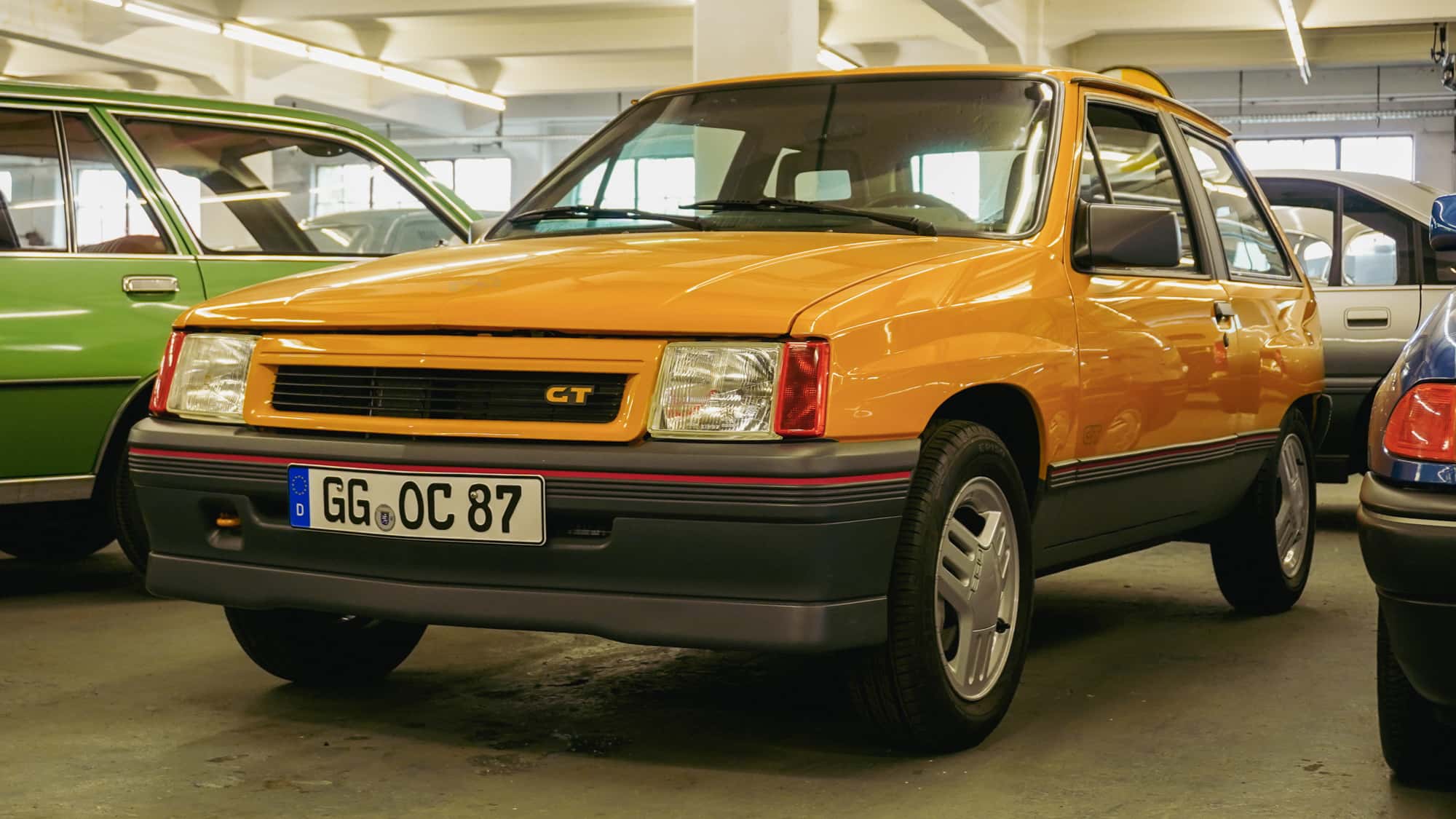 Die-Heiligen-Hallen-von-Opel-Hier-lagert-Opel-seine-Oldtimer-Sch-tze