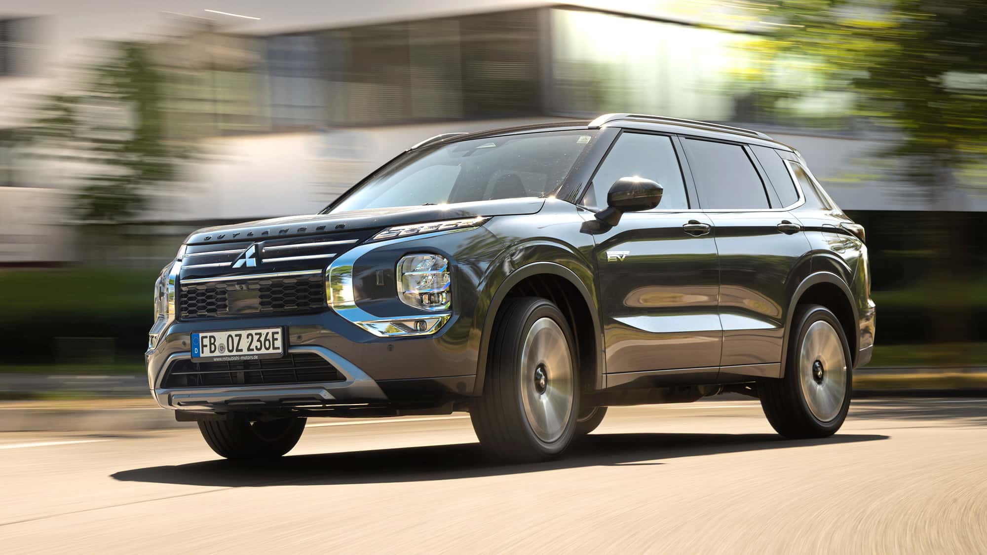 Mitsubishi-Outlander-PHEV-2025-im-Test-Alltags-SUV-mit-Elektro-Potenzial