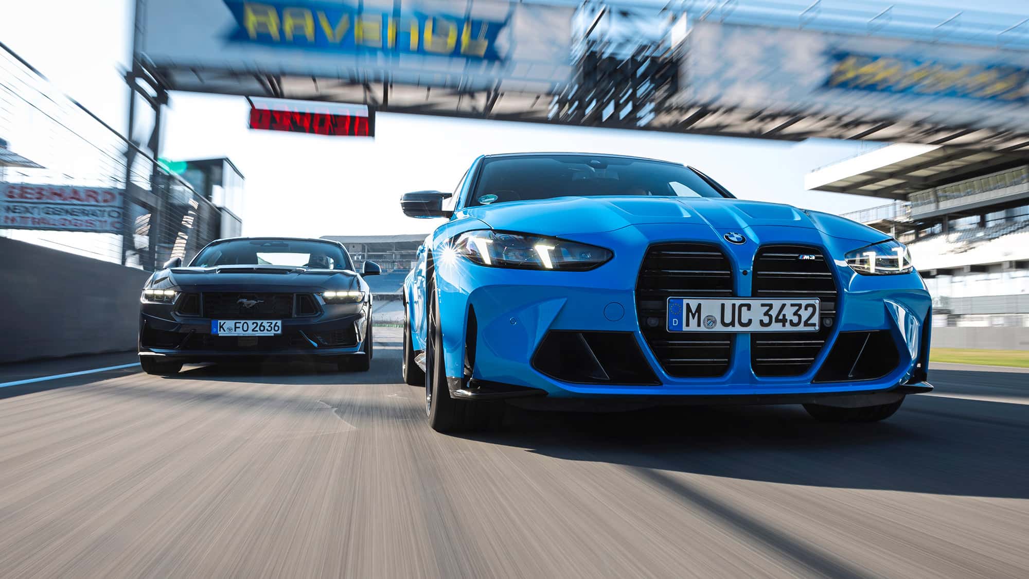 BMW-M3-Limousine-Ford-Mustang-Dark-Horse-im-Test-Power-Pony-gegen-Pr-zisionwerkzeug