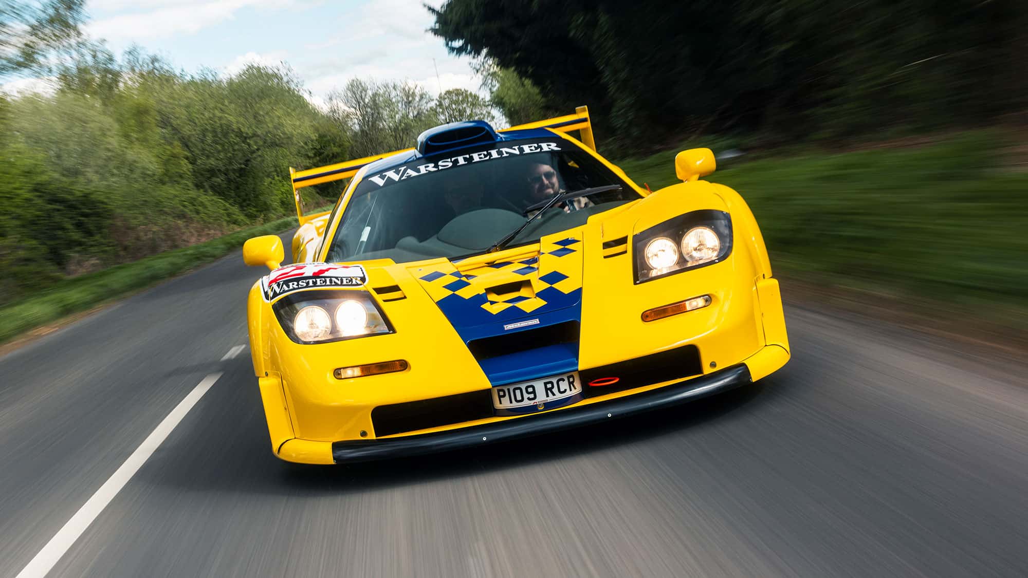 McLaren-F1-GTR-Longtail-von-1997-zu-verkaufen-Gelber-Le-Mans-Renner-f-r-ber-20-Millionen-Dollar