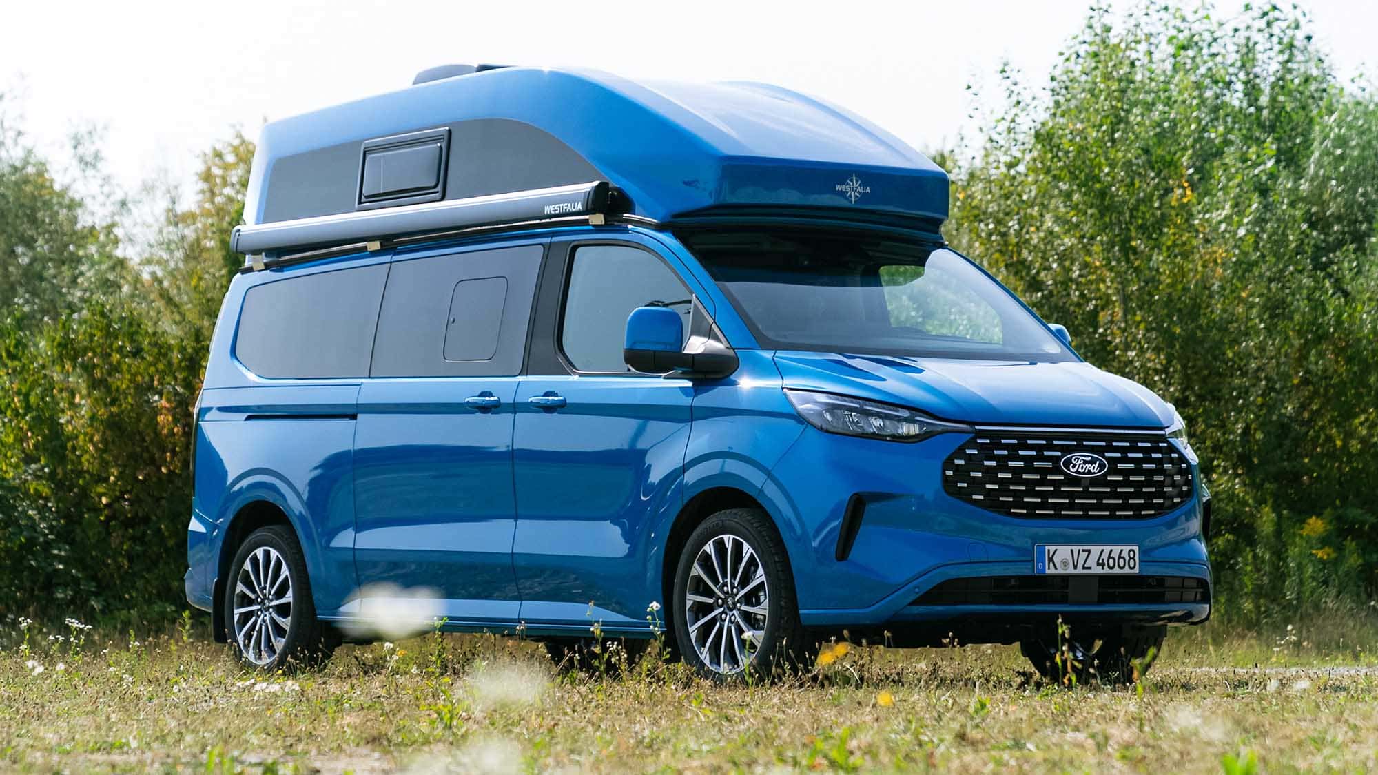 Campingkomfort-ohne-Saisonpause-Der-Ford-Nugget-mit-Hochdach-kommt-zur-ck