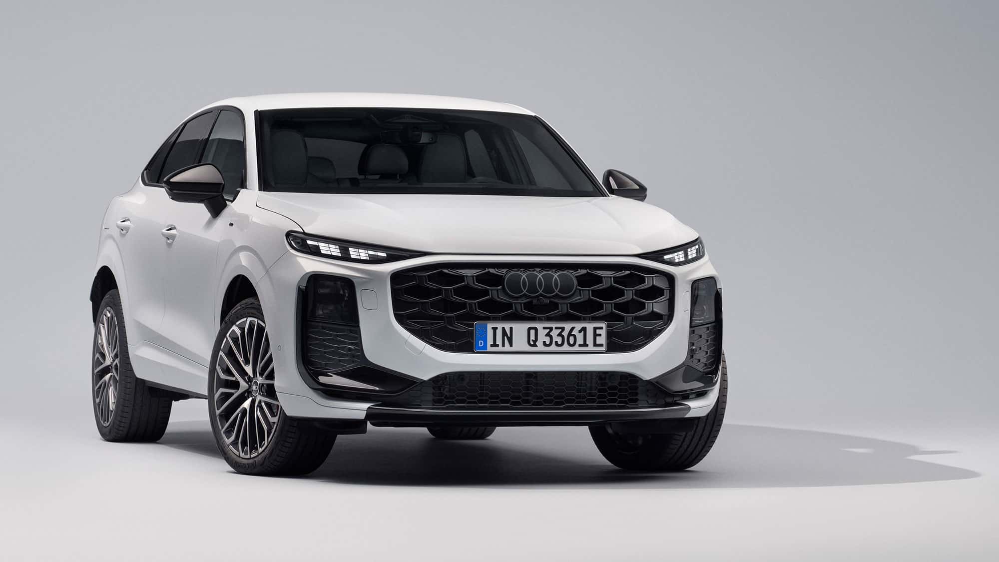Audi-Q3-Sportback-2026-Q3-kommt-mit-Coup-Heck-und-Seltsam-Blinker