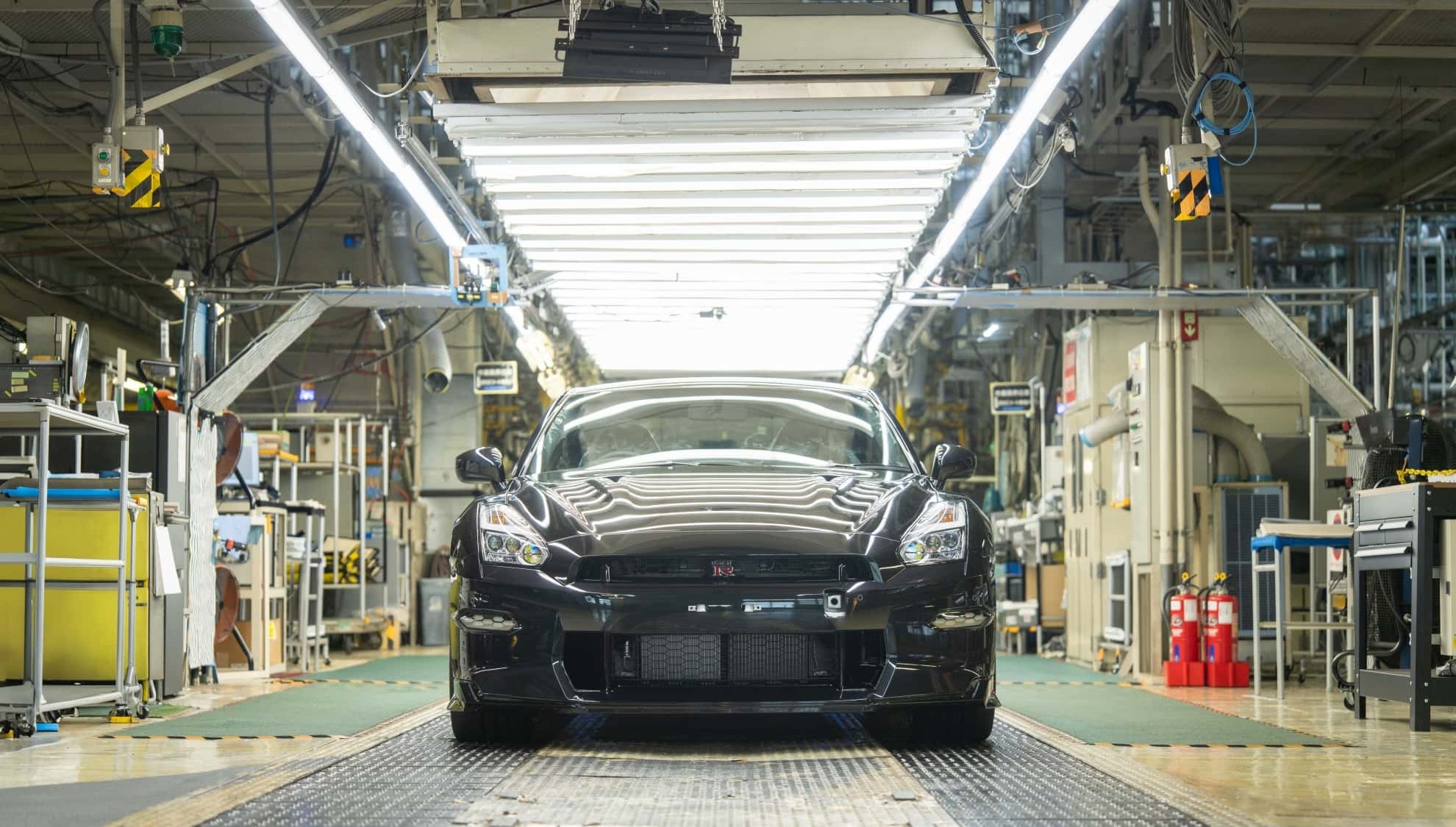 Deutschland-verabschiedet-den-Nissan-GT-R-Ein-kurzes-lautes-Kapitel