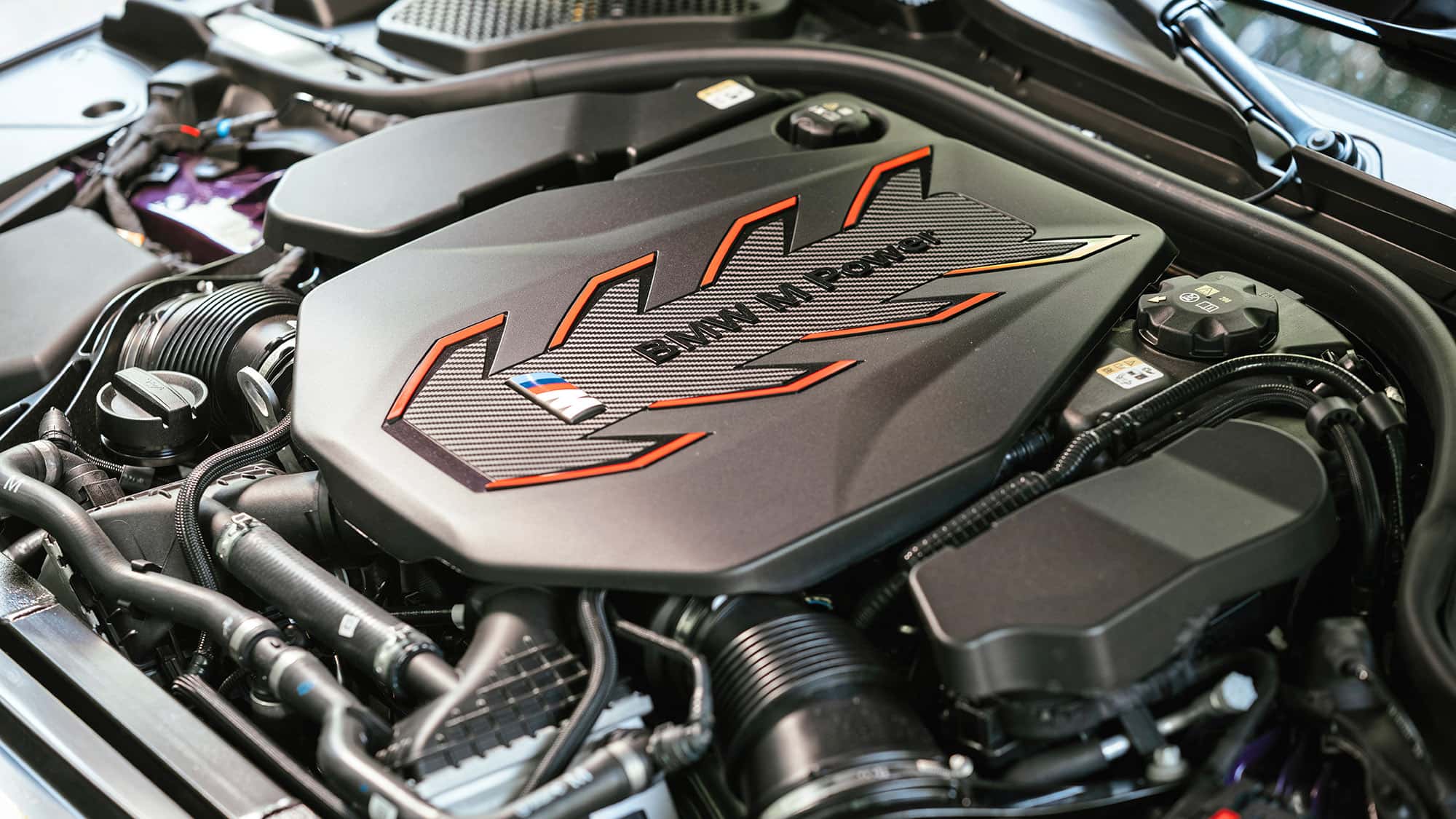 Kein-Verbrenner-Aus-BMW-baut-V8-und-V12-weiter-Teile-auch-in-M-nchen