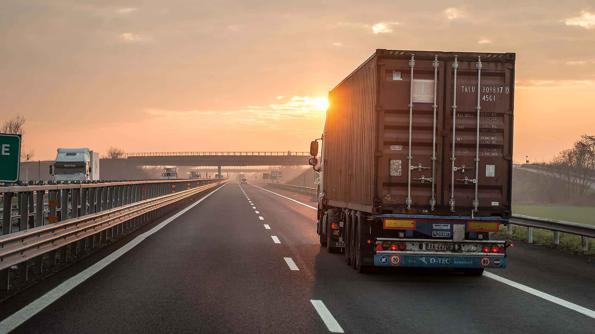 Sonntagsfahrverbot-f-r-Lkw-Warum-trotzdem-noch-Brummis-unterwegs-sind
