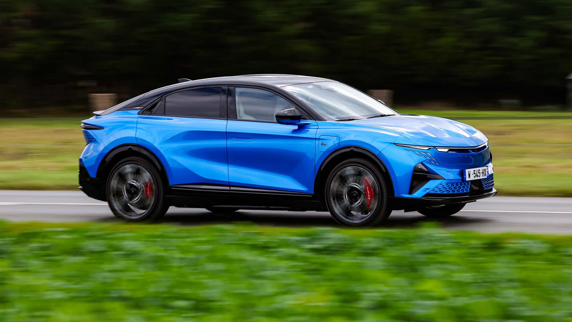 Alpine-A390-erster-Fahrtest-Der-Sportwagen-unter-den-Elektro-Crossovern-