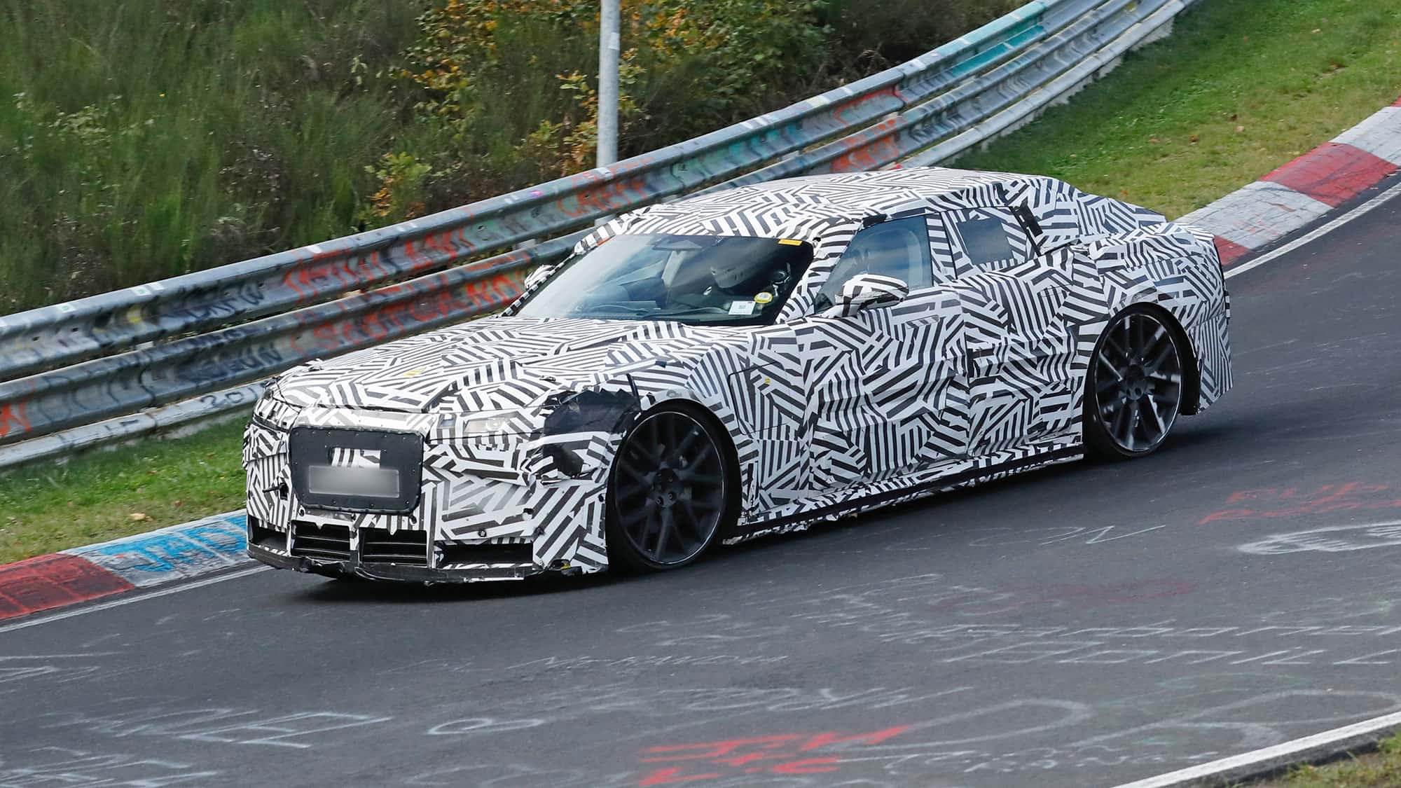 Erlk-nig-Jaguar-EV-Elektro-GT-versp-tet-sich