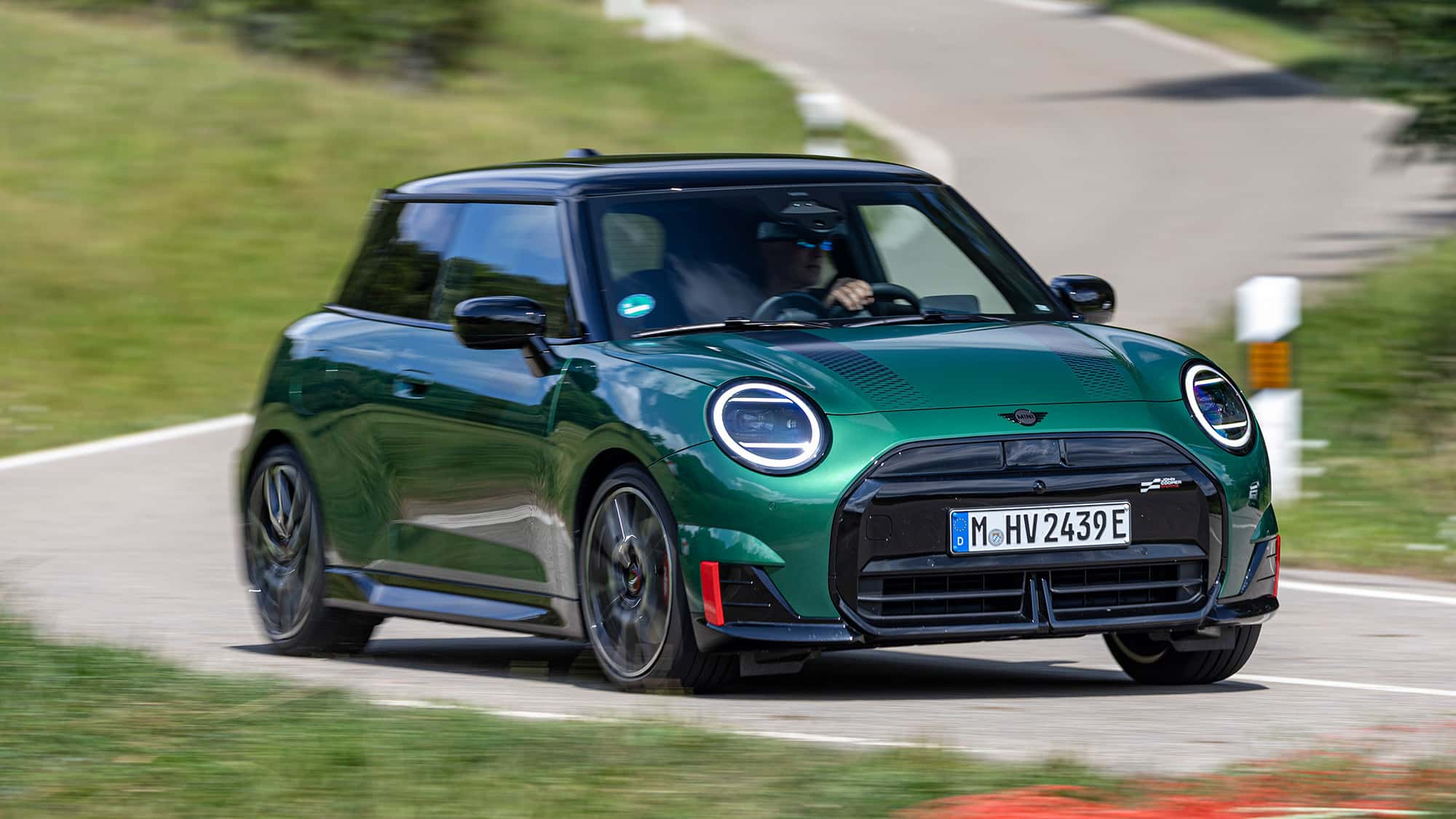 Elektro-Kleinwagen-mit-Gewichtszuwachs-Was-326-kg-extra-mit-dem-Mini-JCW-E-machen