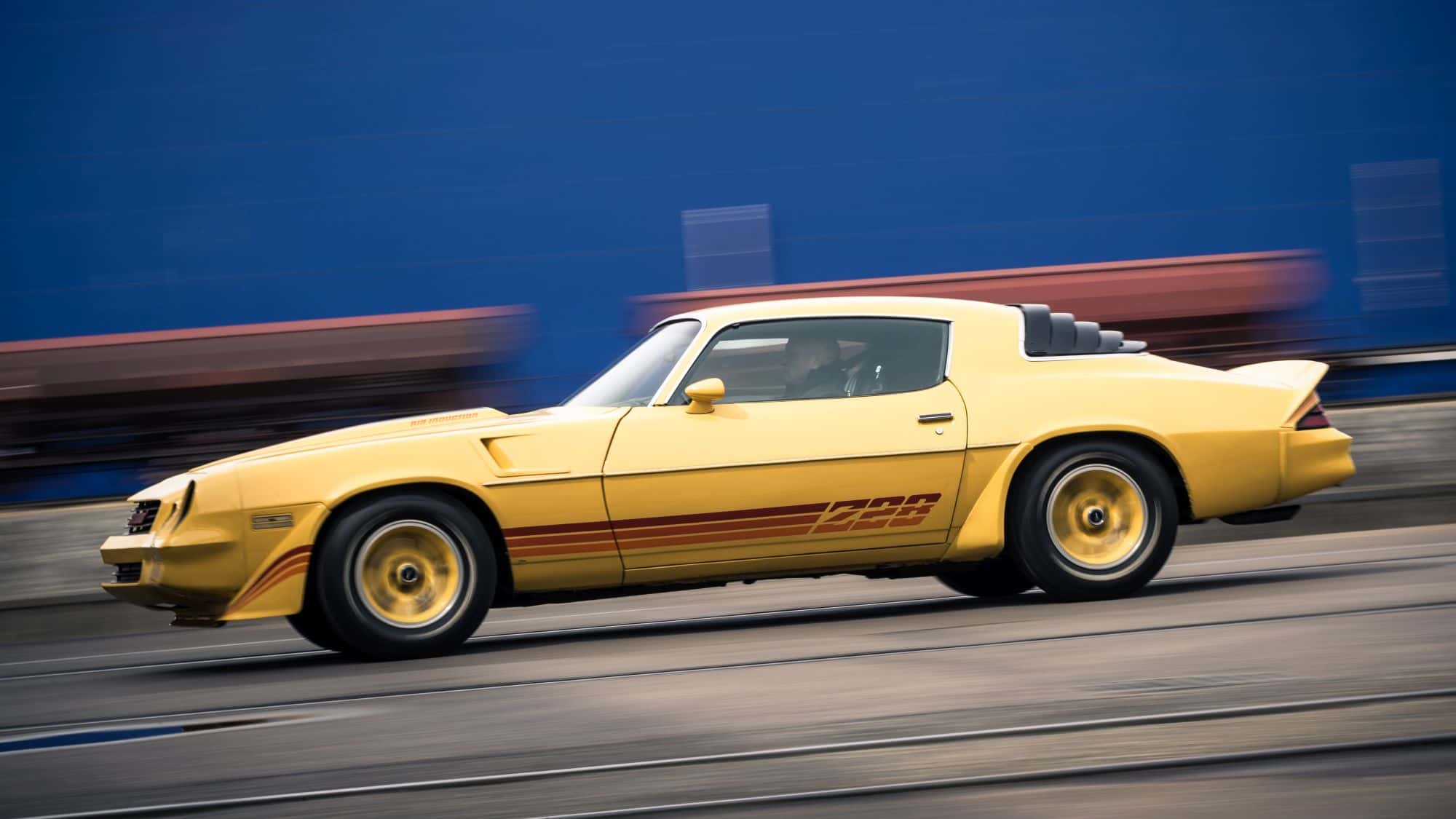 Chevrolet-Camaro-Z28-1980-American-Muscle-der-80er-Im-Zeichen-der-lkrise
