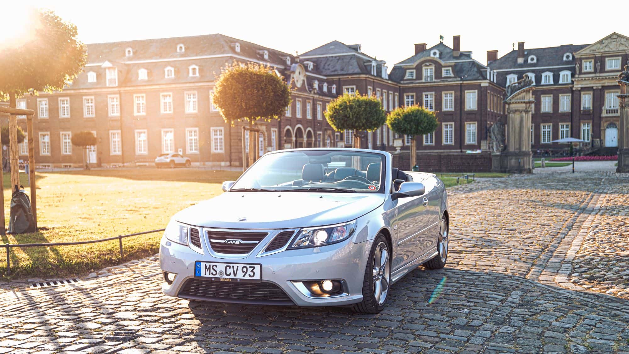 Saab-9-3-Cabrio-2-0T-Aero-YS3F-2009-Viersitzer-Cabrio-mit-240-PS-im-Fahrbericht