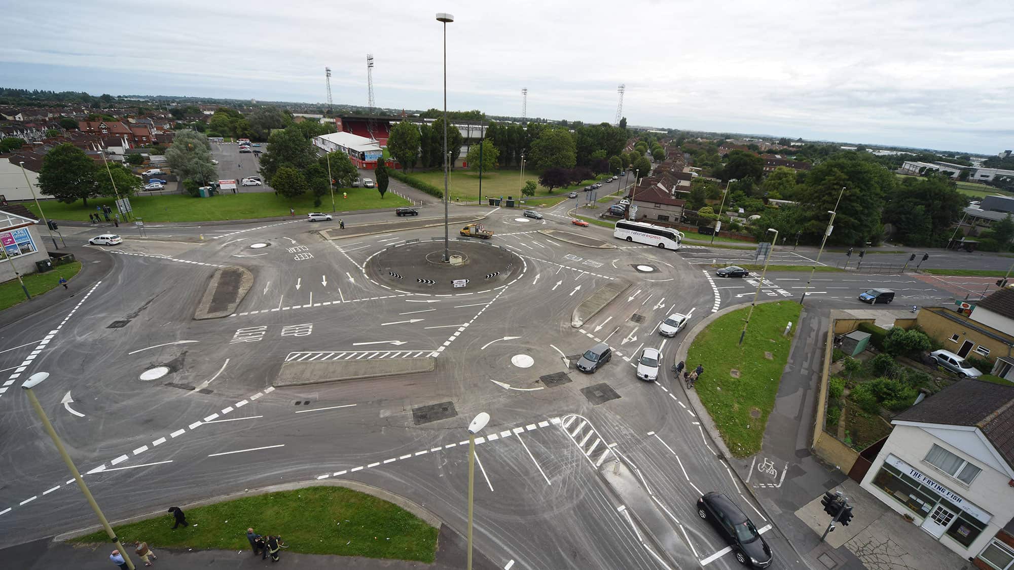 -Magic-Roundabout-in-Swindon-Das-kann-doch-nicht-funktionieren-