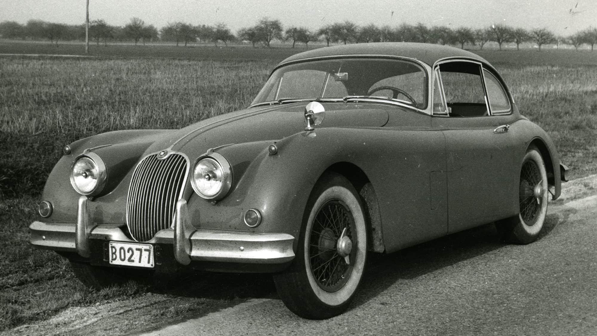 Jaguar-XK-150-im-historischen-Test-200-km-h-f-r-22-000-Mark