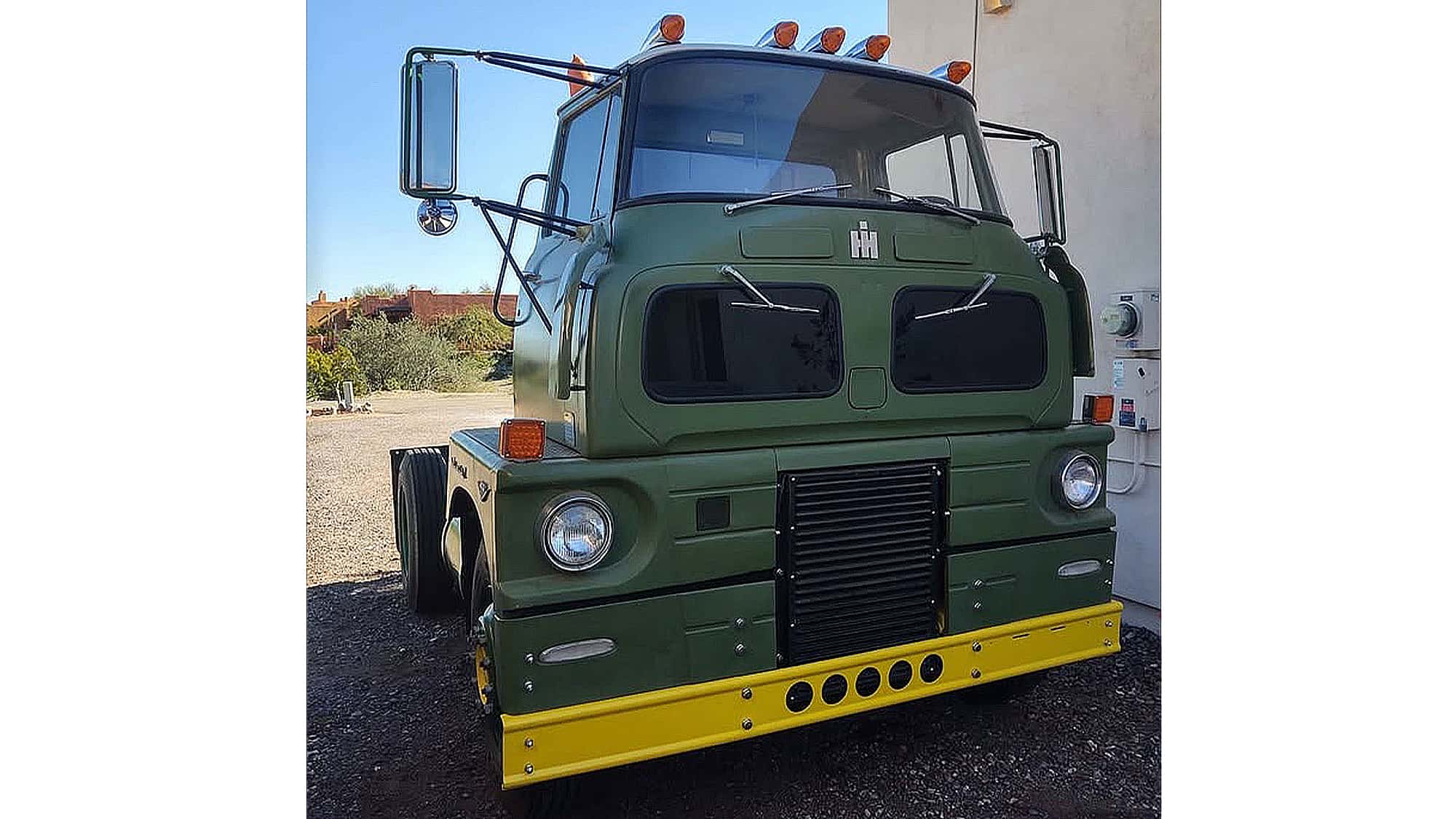 International-Harvester-Sightliner-im-Verkauf-Mehr-Glas-mehr-Probleme