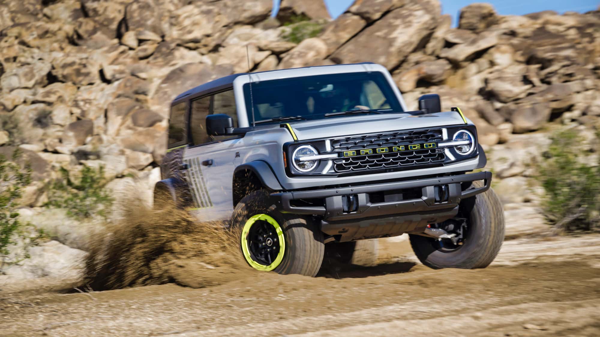 Ford-Bronco-RTR-Sondermodell-Brutalo-Bronco-im-Anflug