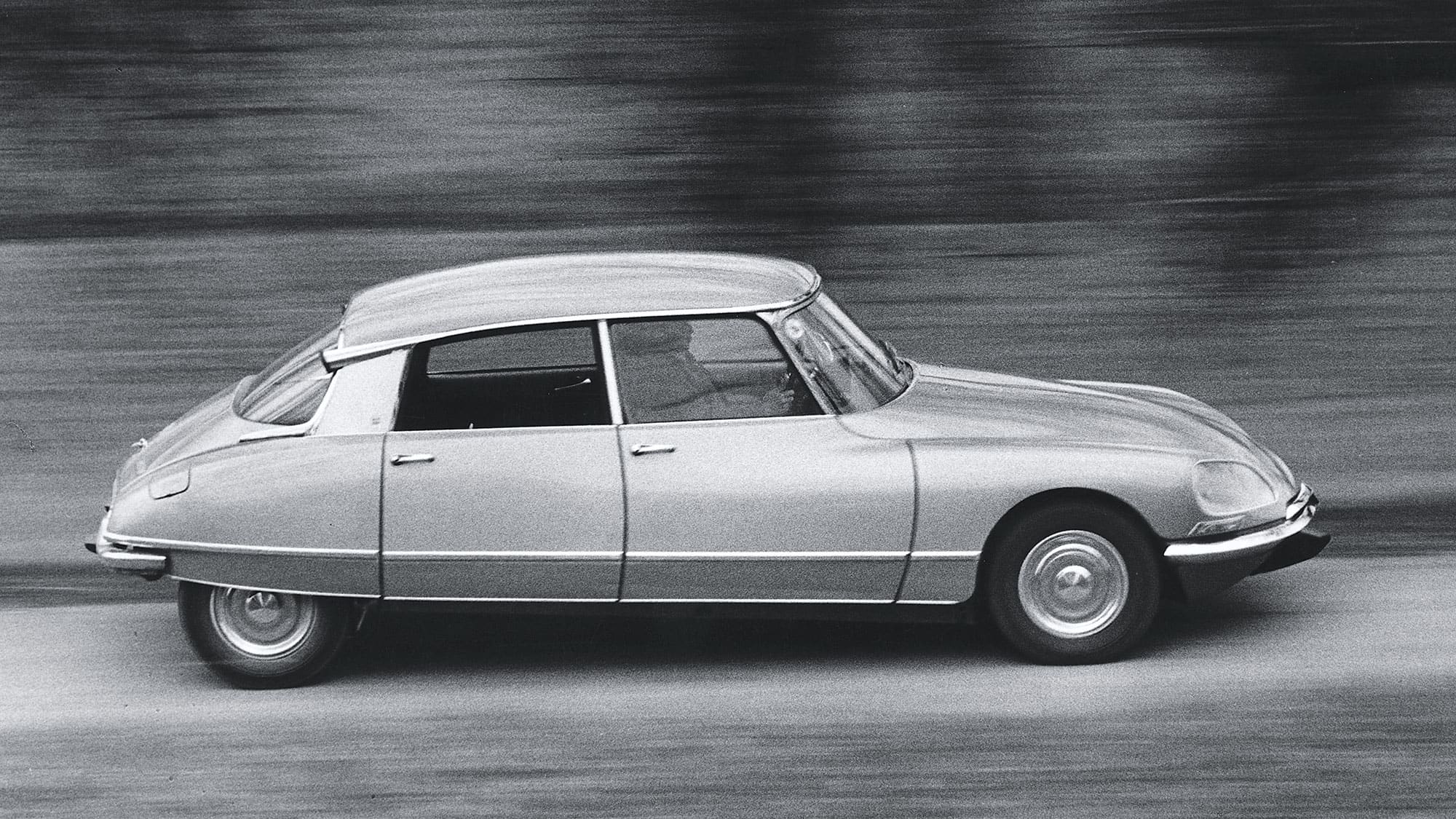 Citro-n-DS-21-Injection-im-historischen-Test-Wie-g-ttlich-f-hrt-die-DS-