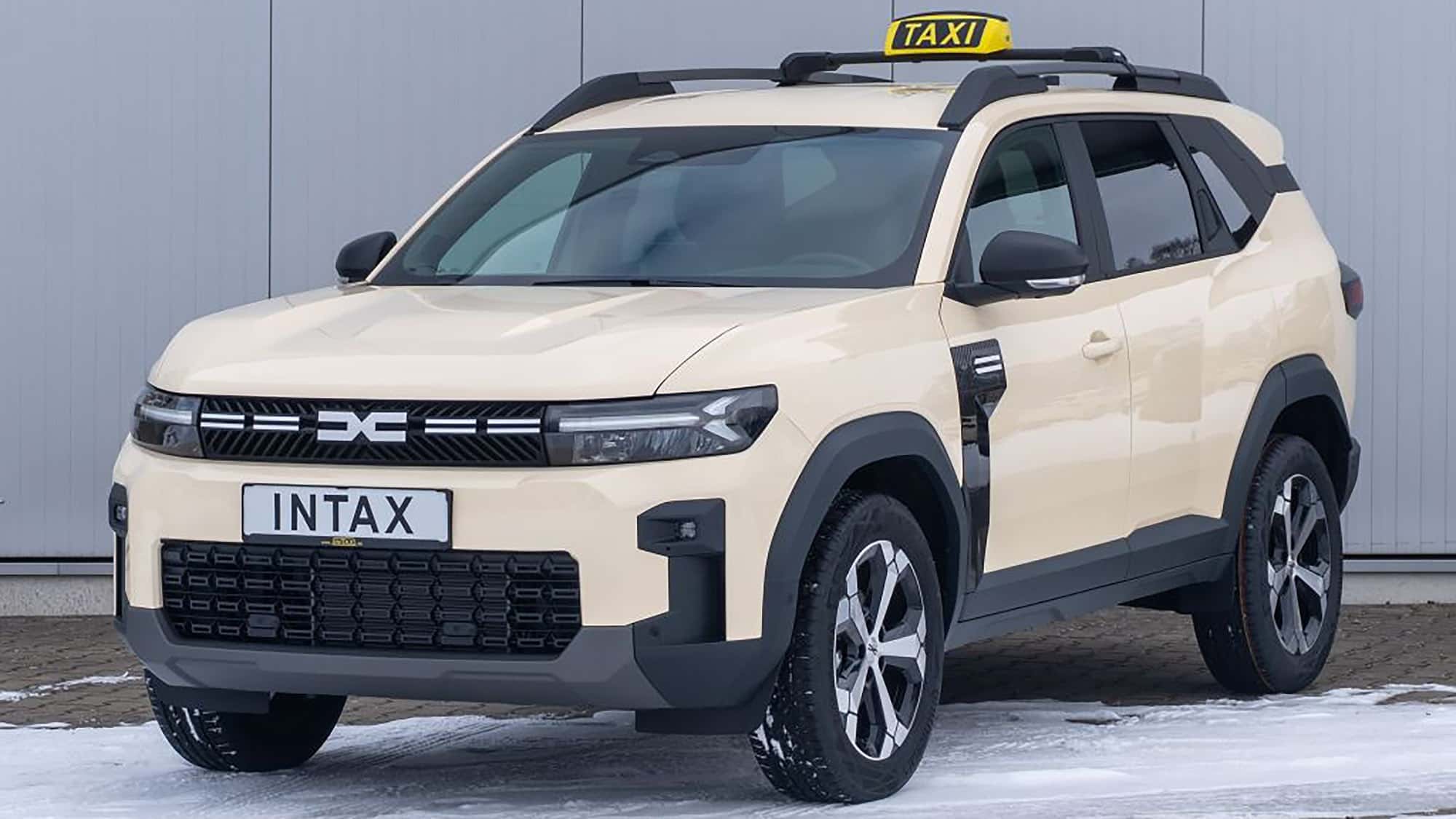 Intax-r-stet-den-gro-en-Dacia-SUV-um-Bigster-als-Taxi-Nur-ein-Antrieb-ergibt-Sinn-