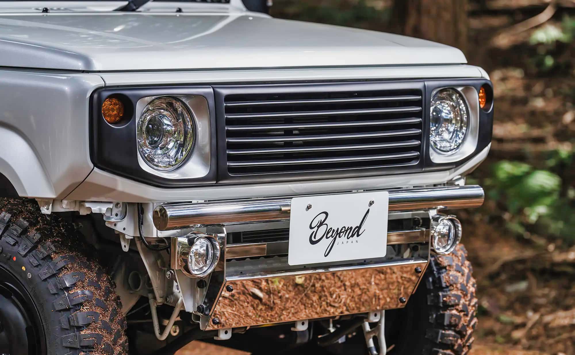 Suzuki-Jimny-im-Retro-Style-Japan-Tuning-f-r-den-Kult-Offroader