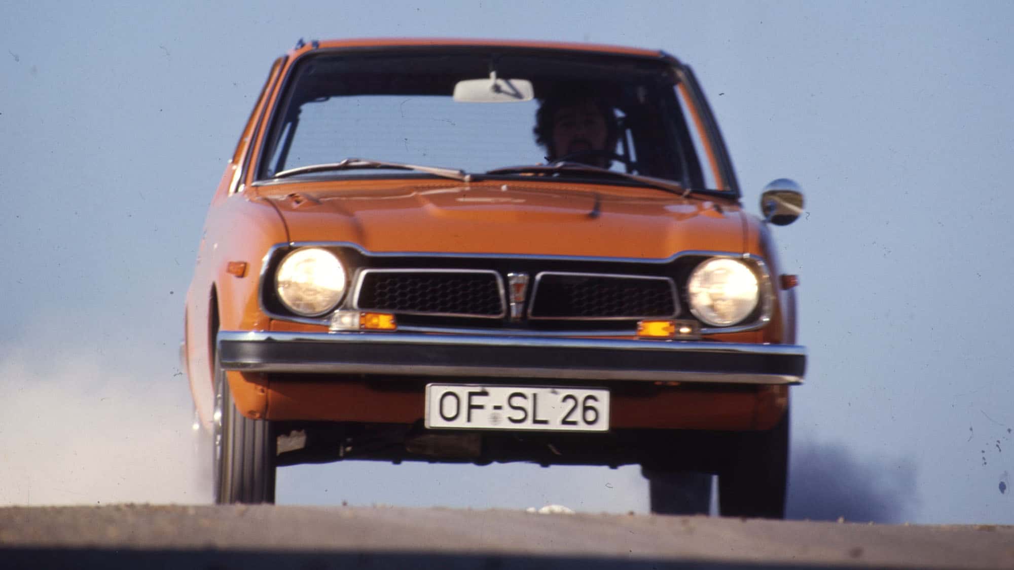 Honda-Civic-1973-im-historischen-Test-Viel-Ausstattung-schwaches-Fahrwerk