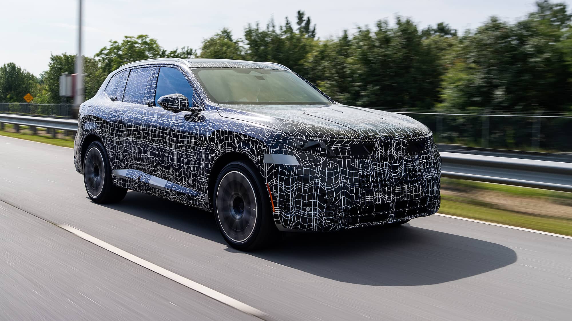 BMW-X5-G65-Prototyp-erster-Fahrtest-F-nf-Antriebe-ein-Anspruch