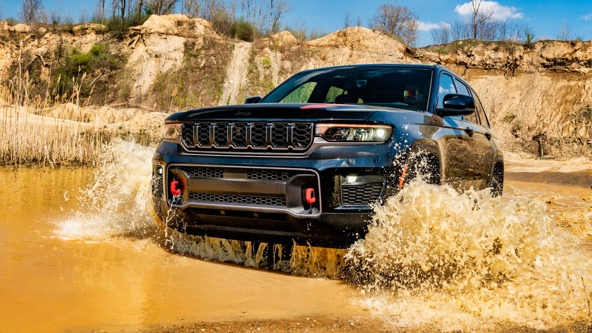 Jeep-erweitert-Grand-Cherokee-Palette-Trailhawk-und-Overland-kehren-zur-ck