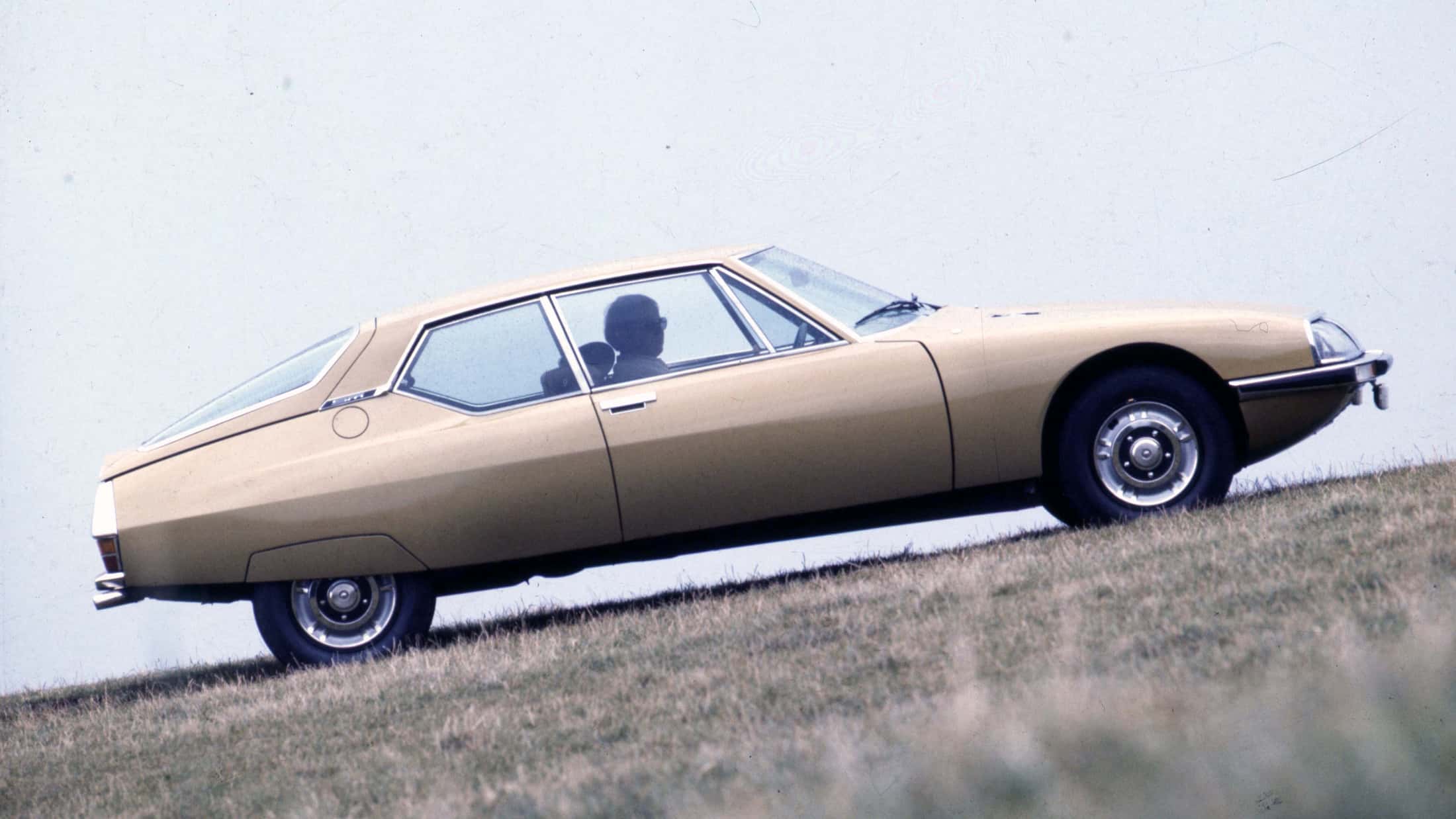 Citroen-SM-1970-im-historischen-Test-Die-Avantgarde-und-ihr-italienisches-Herz