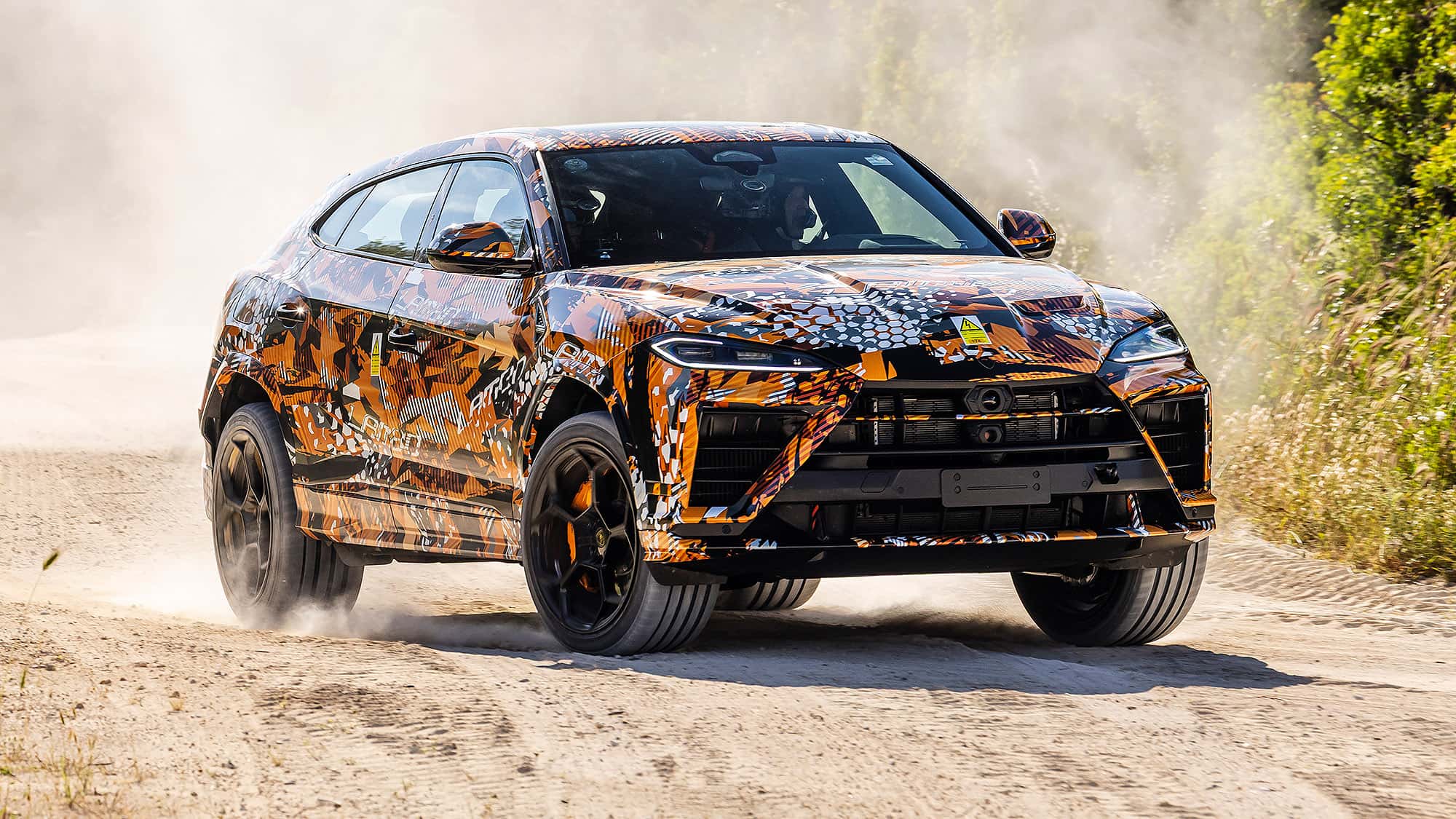 Lamborghini-Urus-SE-Performante-Erster-Fahrtest-2-5-Tonnen-die-sich-pl-tzlich-leicht-anf-hlen
