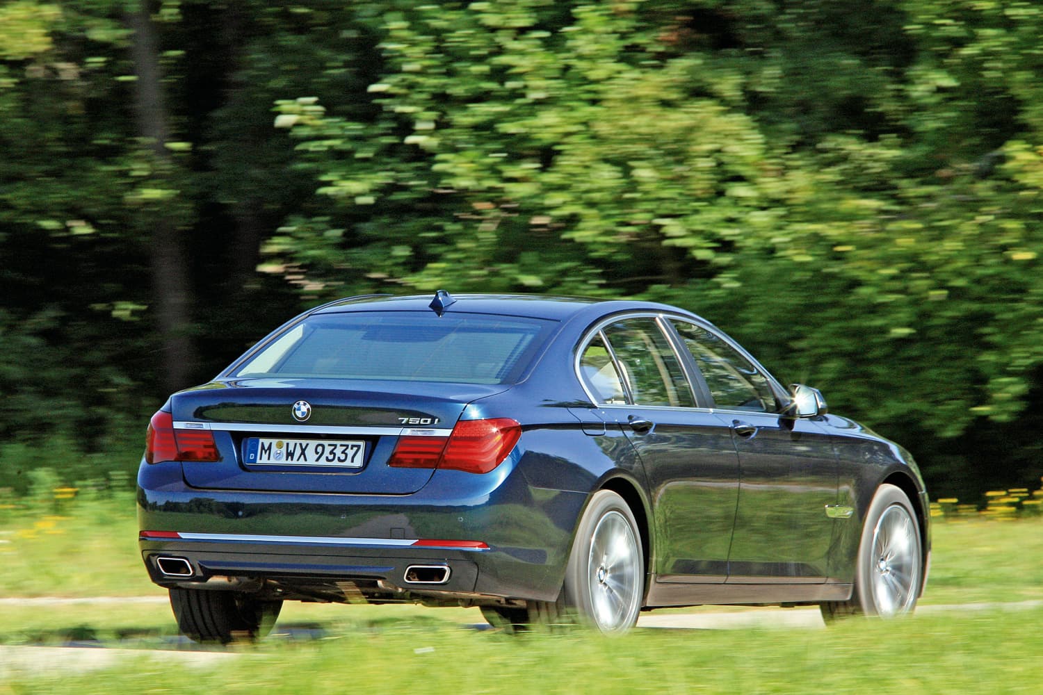 BMW 750i im Test (Technische Daten)