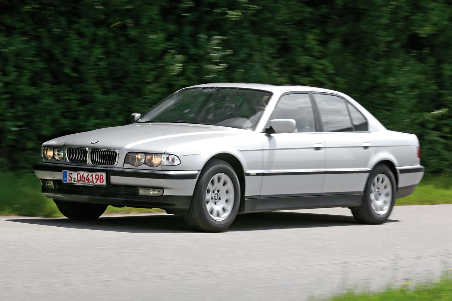 Bmw 740i E38 Technische Daten