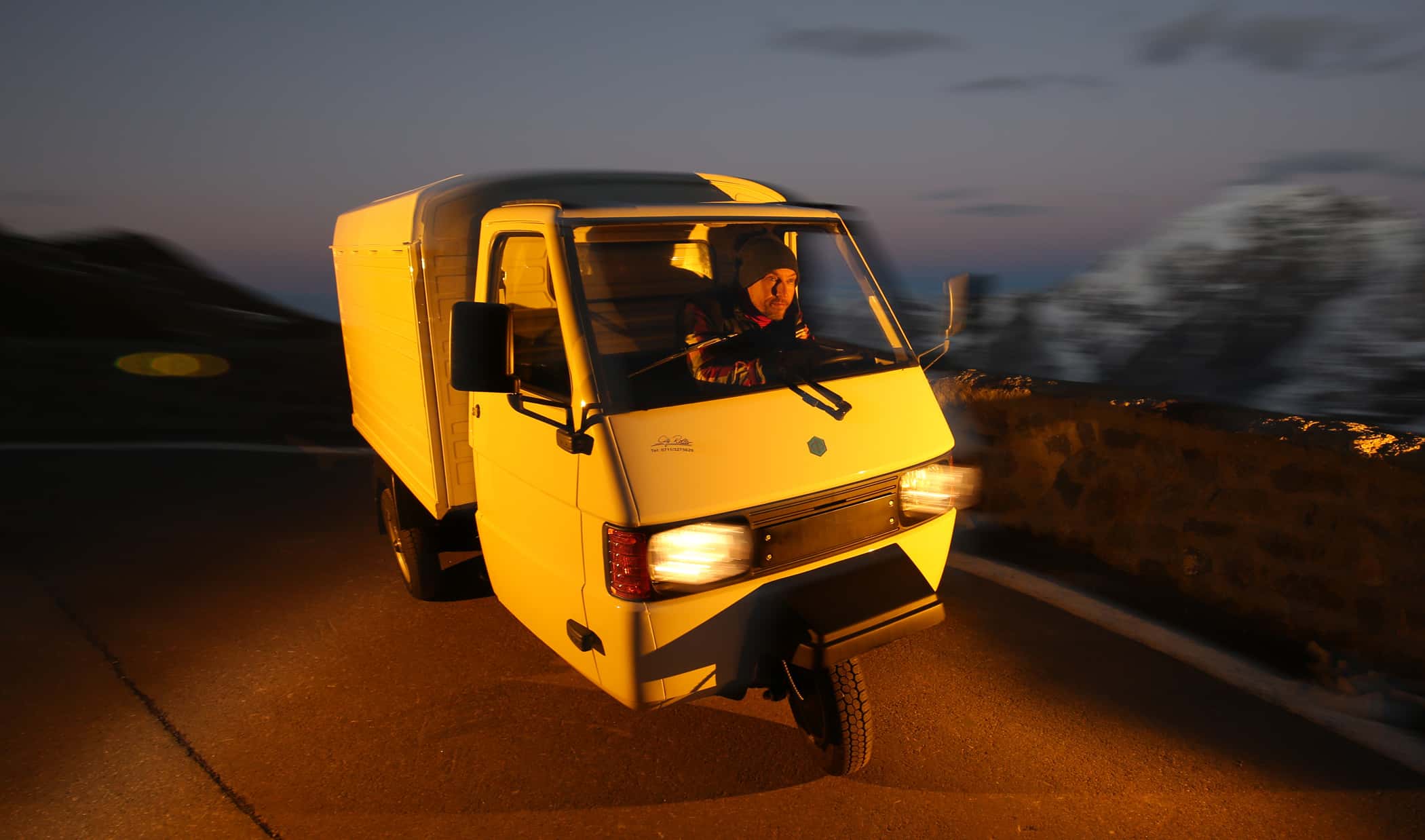 Aufm-pfiger-Teenager-nervt-Polizei-100-Euro-Bu-geld-f-r-Piaggio-Ape-fahren