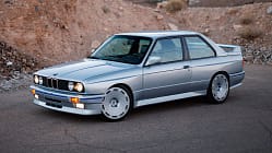 Renner Projekt 3 BMW M3 E30 mit V10-Motor