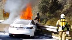 TechnikProfi, Hochvoltbatterien, Risiko, Brandgefahr, aktueller Anlass, Brand Frachtschiff, Tesla, Brand, Einsatzkräfte TechnikProfi_2023_Sonder_4