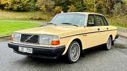 Volvo 244 GL mir 2,5-Liter-BMW-Reihensechszylinder
