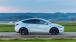 Assistenzsysteme Mercedes, Nio, Volvo, Tesla