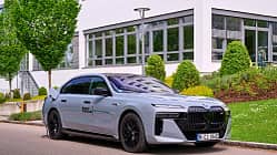 BMW i7 mit Feststoff-Batterie